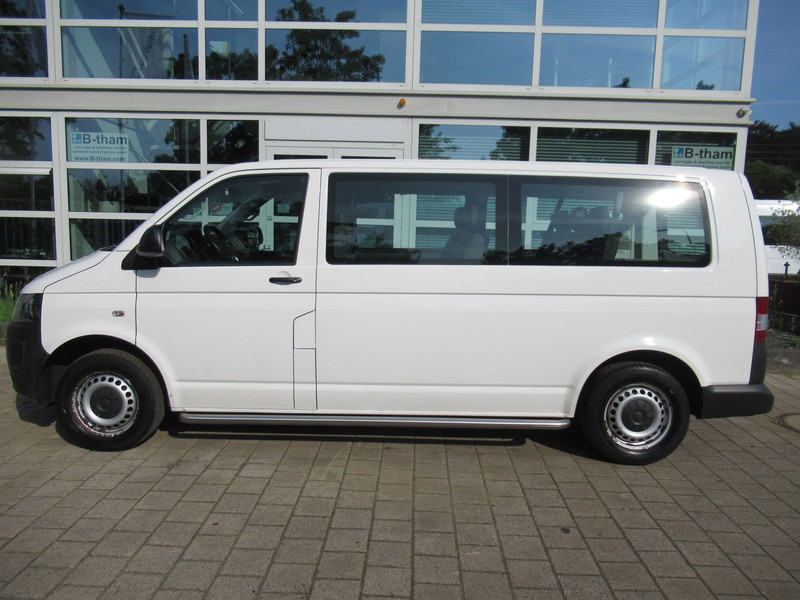 Volkswagen Transporter Kombi T5 2.0 TDI 62KW L2H1 Comf. 9-Personen - Minibus, Putnički kombi: slika Volkswagen Transporter Kombi T5 2.0 TDI 62KW L2H1 Comf. 9-Personen - Minibus, Putnički kombi Volkswagen Transporter Kombi T5 2.0 TDI 62KW L2H1 Comf. 9-Personen - Minibus, Putnički kombi: slika Volkswagen Transporter Kombi T5 2.0 TDI 62KW L2H1 Comf. 9-Personen - Minibus, Putnički kombi