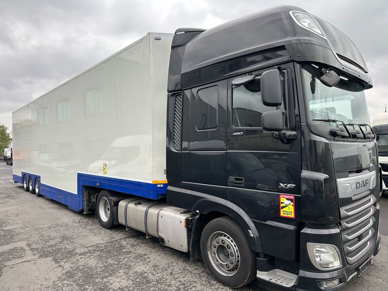DAF XF 480 + KTT Geschlossener Autotransp.*Winde* - Autotransporter: slika DAF XF 480 + KTT Geschlossener Autotransp.*Winde* - Autotransporter DAF XF 480 + KTT Geschlossener Autotransp.*Winde* - Autotransporter: slika DAF XF 480 + KTT Geschlossener Autotransp.*Winde* - Autotransporter
