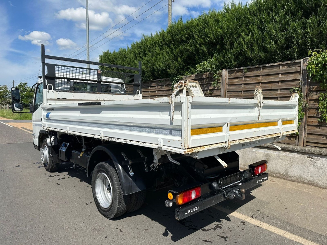 FUSO Canter 7C18/Meiller 3-S-K*Top-Deal!* - Mali kamion kiper: slika FUSO Canter 7C18/Meiller 3-S-K*Top-Deal!* - Mali kamion kiper FUSO Canter 7C18/Meiller 3-S-K*Top-Deal!* - Mali kamion kiper: slika FUSO Canter 7C18/Meiller 3-S-K*Top-Deal!* - Mali kamion kiper