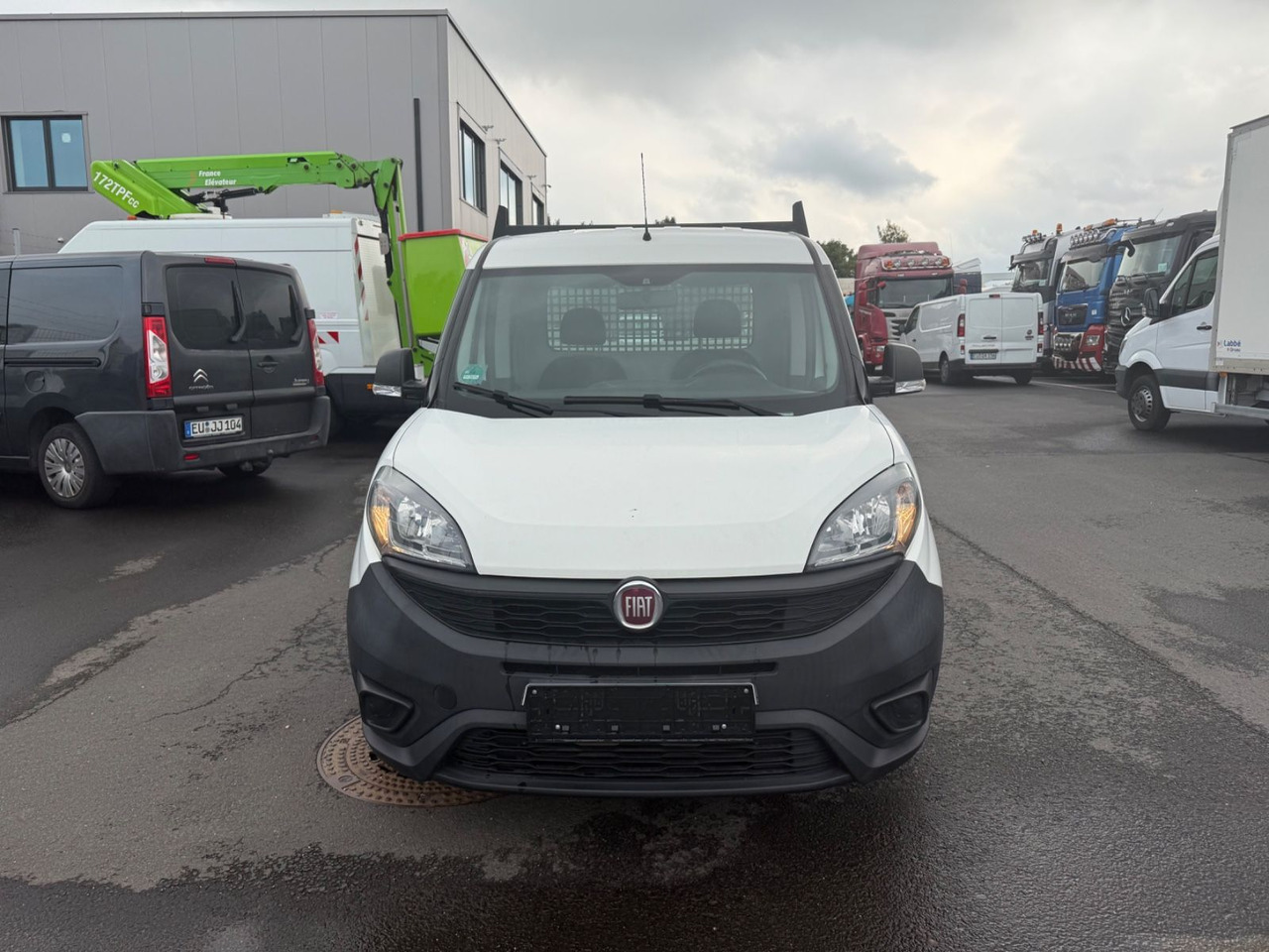 Fiat Doblò / Doblo Work Up Pritsche/Pick up/ AHK - Dostavno vozilo s ravnom platformom: slika Fiat Doblò / Doblo Work Up Pritsche/Pick up/ AHK - Dostavno vozilo s ravnom platformom Fiat Doblò / Doblo Work Up Pritsche/Pick up/ AHK - Dostavno vozilo s ravnom platformom: slika Fiat Doblò / Doblo Work Up Pritsche/Pick up/ AHK - Dostavno vozilo s ravnom platformom