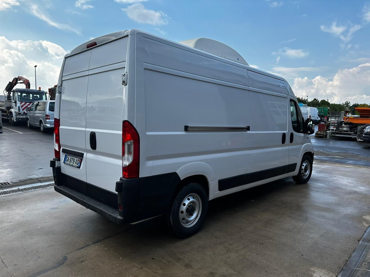 Fiat Ducato Isberg Pharma-Kühler -30°C/4°C/22°C - Dostavno vozilo hladnjača: slika Fiat Ducato Isberg Pharma-Kühler -30°C/4°C/22°C - Dostavno vozilo hladnjača Fiat Ducato Isberg Pharma-Kühler -30°C/4°C/22°C - Dostavno vozilo hladnjača: slika Fiat Ducato Isberg Pharma-Kühler -30°C/4°C/22°C - Dostavno vozilo hladnjača