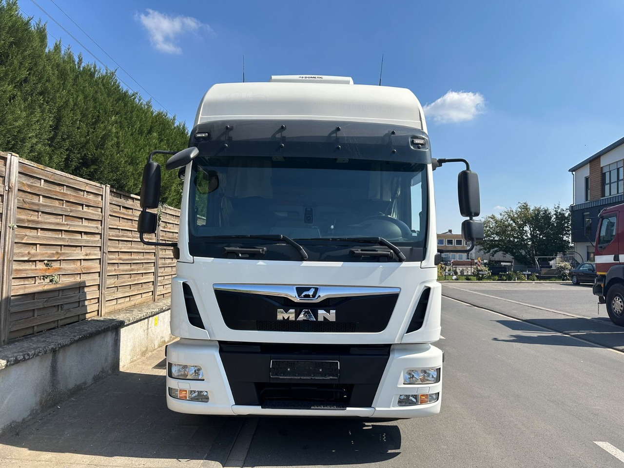 MAN 8.250 TGL*VDI2700*TOP*4-er Zug BFT Anhänger MAN 8.250 TGL*4er-Zug*XLX Kabine*VDI2700*TOP* - Autotransporter: slika MAN 8.250 TGL*VDI2700*TOP*4-er Zug BFT Anhänger MAN 8.250 TGL*4er-Zug*XLX Kabine*VDI2700*TOP* - Autotransporter MAN 8.250 TGL*VDI2700*TOP*4-er Zug BFT Anhänger MAN 8.250 TGL*4er-Zug*XLX Kabine*VDI2700*TOP* - Autotransporter: slika MAN 8.250 TGL*VDI2700*TOP*4-er Zug BFT Anhänger MAN 8.250 TGL*4er-Zug*XLX Kabine*VDI2700*TOP* - Autotransporter