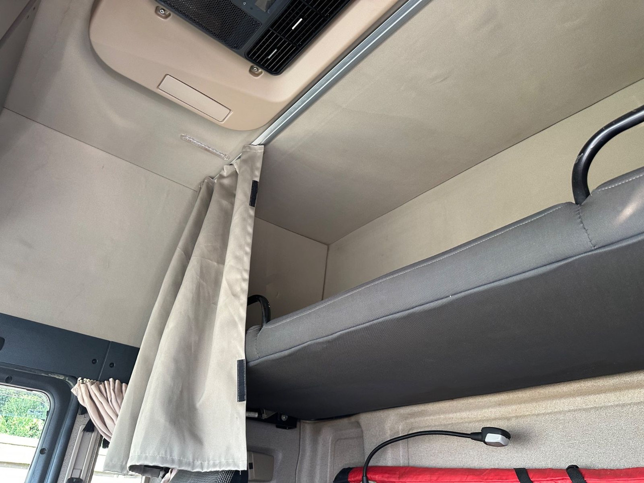 MAN 8.250 TGL*VDI2700*TOP*4-er Zug BFT Anhänger MAN 8.250 TGL*4x L1H1*XLX Kabine*VDI2700*TOP* - Autotransporter: slika MAN 8.250 TGL*VDI2700*TOP*4-er Zug BFT Anhänger MAN 8.250 TGL*4x L1H1*XLX Kabine*VDI2700*TOP* - Autotransporter MAN 8.250 TGL*VDI2700*TOP*4-er Zug BFT Anhänger MAN 8.250 TGL*4x L1H1*XLX Kabine*VDI2700*TOP* - Autotransporter: slika MAN 8.250 TGL*VDI2700*TOP*4-er Zug BFT Anhänger MAN 8.250 TGL*4x L1H1*XLX Kabine*VDI2700*TOP* - Autotransporter