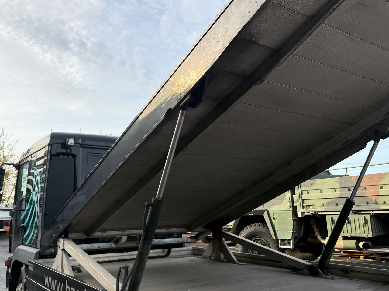 MAN TGL 8.210 Moetefindt, Doppelstock, Winde, Klima - Autotransporter: slika MAN TGL 8.210 Moetefindt, Doppelstock, Winde, Klima - Autotransporter MAN TGL 8.210 Moetefindt, Doppelstock, Winde, Klima - Autotransporter: slika MAN TGL 8.210 Moetefindt, Doppelstock, Winde, Klima - Autotransporter