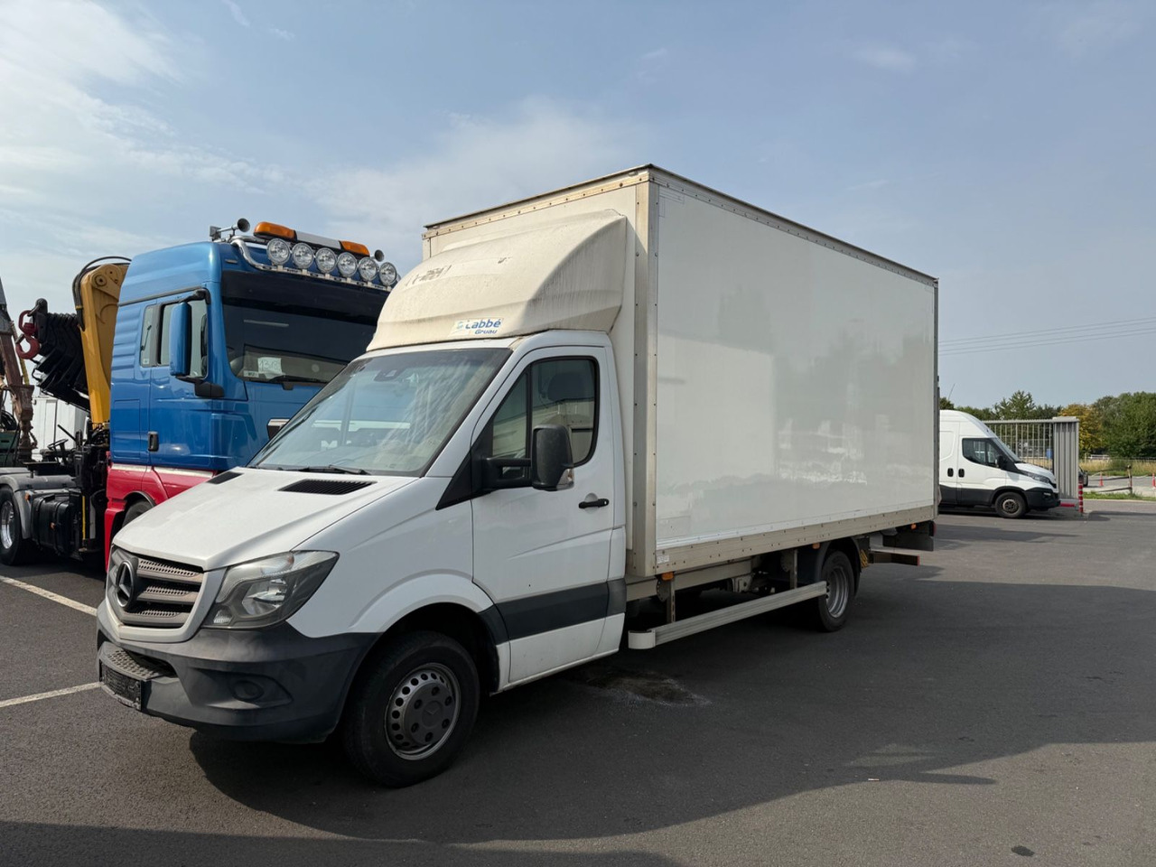 Mercedes-Benz Sprinter II 516 CDI Automatik/LBW/Koffer/Kamera - Dostavno vozilo sa zatvorenim sandukom: slika Mercedes-Benz Sprinter II 516 CDI Automatik/LBW/Koffer/Kamera - Dostavno vozilo sa zatvorenim sandukom Mercedes-Benz Sprinter II 516 CDI Automatik/LBW/Koffer/Kamera - Dostavno vozilo sa zatvorenim sandukom: slika Mercedes-Benz Sprinter II 516 CDI Automatik/LBW/Koffer/Kamera - Dostavno vozilo sa zatvorenim sandukom