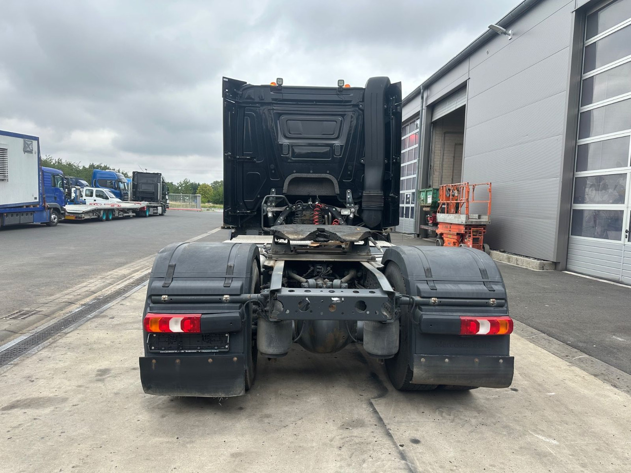 Mercedes-Benz Actros 4 1846/ Retarder/ Kipphydraulik/Top - Tegljač: slika Mercedes-Benz Actros 4 1846/ Retarder/ Kipphydraulik/Top - Tegljač Mercedes-Benz Actros 4 1846/ Retarder/ Kipphydraulik/Top - Tegljač: slika Mercedes-Benz Actros 4 1846/ Retarder/ Kipphydraulik/Top - Tegljač