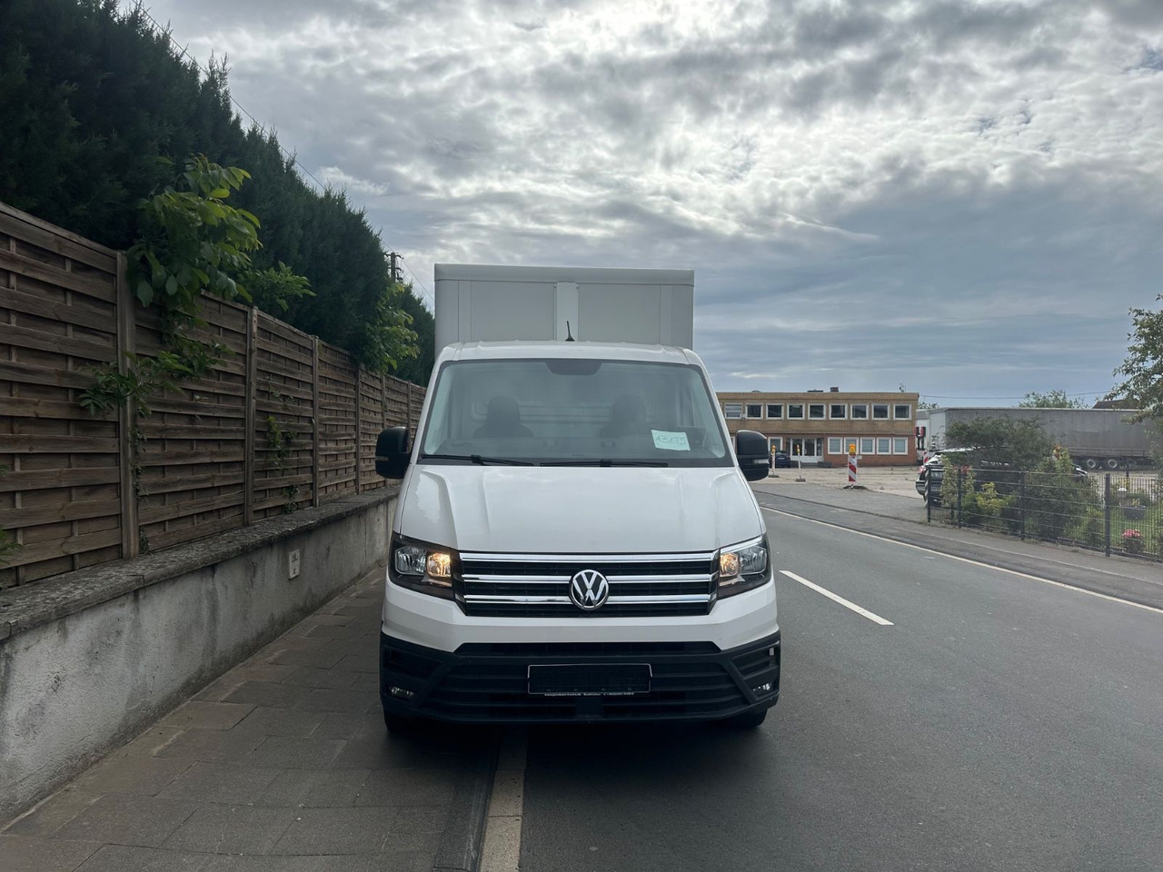 Volkswagen Crafter Frisch-Kühler -2°/Motor überholt/ - Dostavno vozilo hladnjača: slika Volkswagen Crafter Frisch-Kühler -2°/Motor überholt/ - Dostavno vozilo hladnjača Volkswagen Crafter Frisch-Kühler -2°/Motor überholt/ - Dostavno vozilo hladnjača: slika Volkswagen Crafter Frisch-Kühler -2°/Motor überholt/ - Dostavno vozilo hladnjača