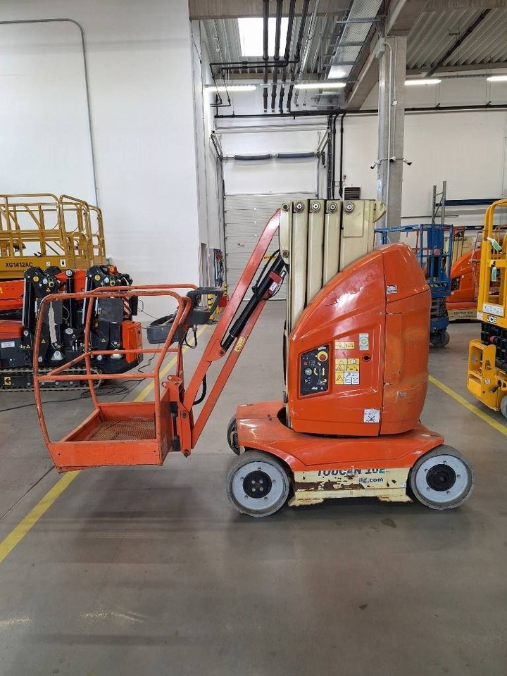 JLG Toucan 10 E - Platforma za podizanje stupa u okomitom položaju: slika JLG Toucan 10 E - Platforma za podizanje stupa u okomitom položaju JLG Toucan 10 E - Platforma za podizanje stupa u okomitom položaju: slika JLG Toucan 10 E - Platforma za podizanje stupa u okomitom položaju