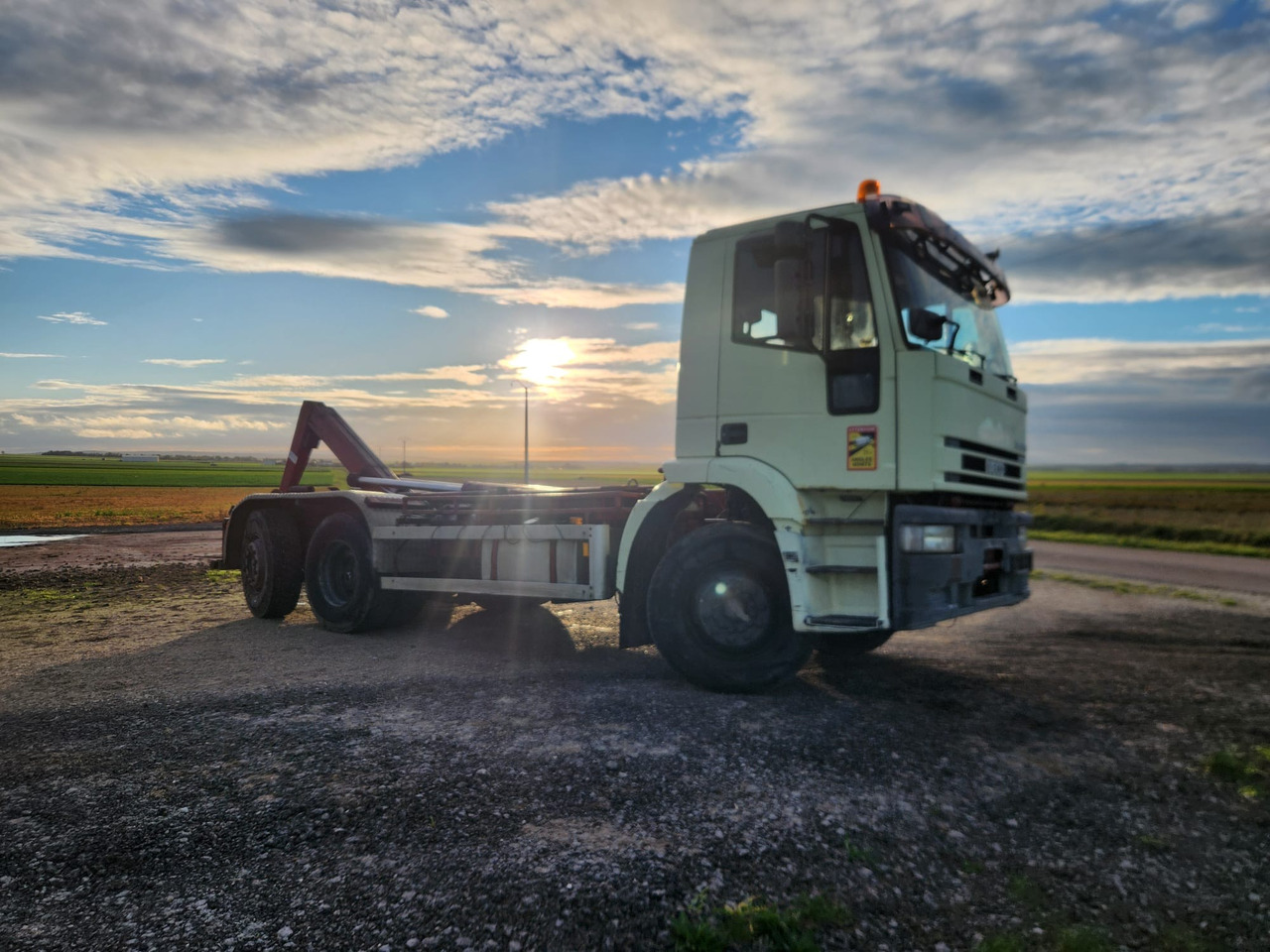 IVECO EUROTECH 260 - Kamion s kukastom dizalicom: slika IVECO EUROTECH 260 - Kamion s kukastom dizalicom IVECO EUROTECH 260 - Kamion s kukastom dizalicom: slika IVECO EUROTECH 260 - Kamion s kukastom dizalicom