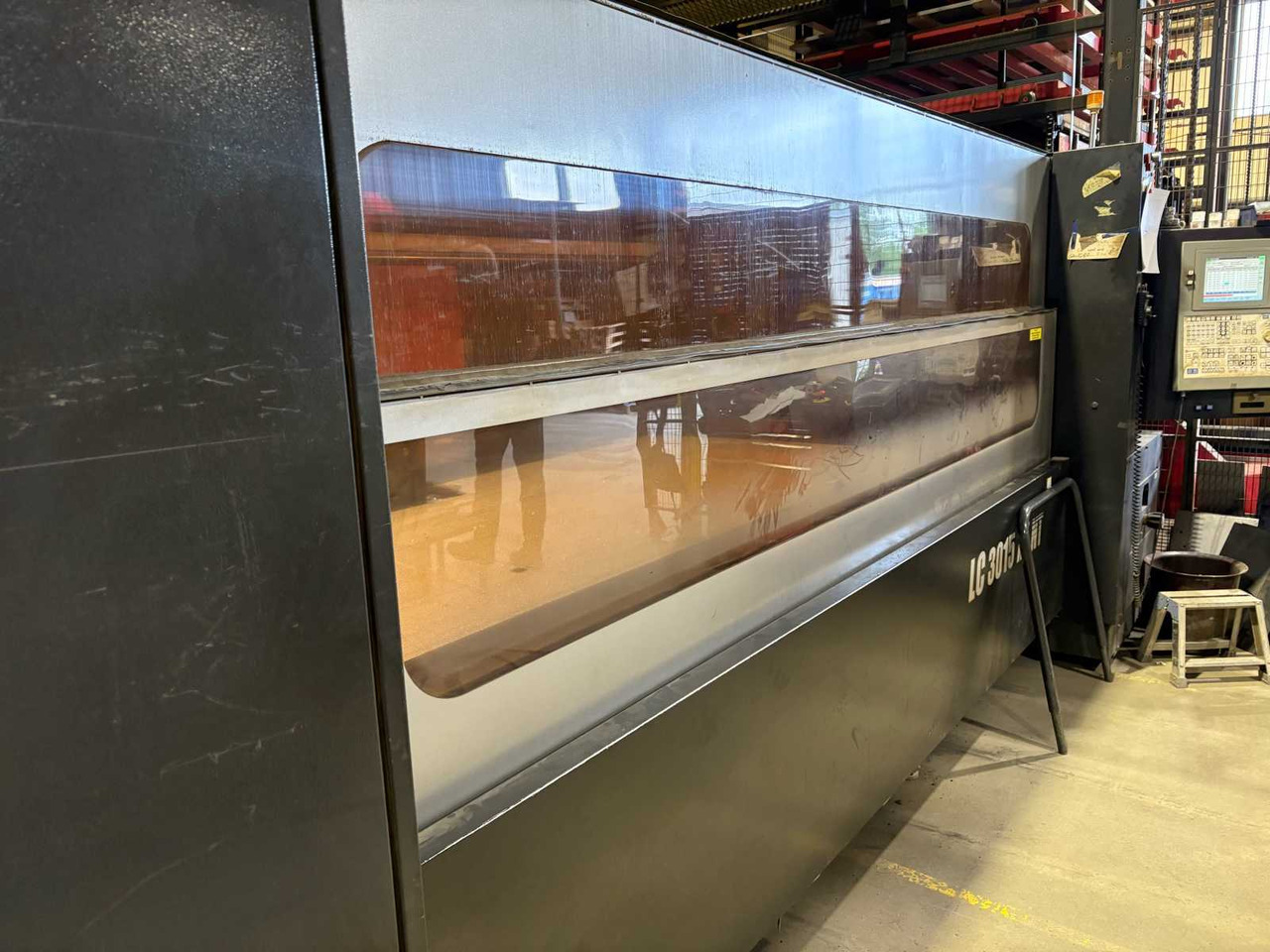 CNC Controlled CO2 Laser Cutting Machine Amada LC 3015 X1 NT - Stroj za obradu metala: slika CNC Controlled CO2 Laser Cutting Machine Amada LC 3015 X1 NT - Stroj za obradu metala CNC Controlled CO2 Laser Cutting Machine Amada LC 3015 X1 NT - Stroj za obradu metala: slika CNC Controlled CO2 Laser Cutting Machine Amada LC 3015 X1 NT - Stroj za obradu metala