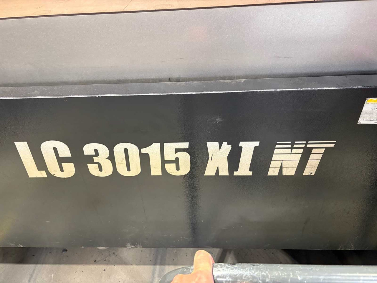 CNC Controlled CO2 Laser Cutting Machine Amada LC 3015 X1 NT - Stroj za obradu metala: slika CNC Controlled CO2 Laser Cutting Machine Amada LC 3015 X1 NT - Stroj za obradu metala CNC Controlled CO2 Laser Cutting Machine Amada LC 3015 X1 NT - Stroj za obradu metala: slika CNC Controlled CO2 Laser Cutting Machine Amada LC 3015 X1 NT - Stroj za obradu metala