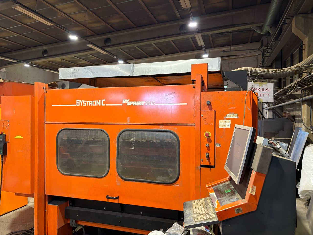 CNC Controlled CO2 Laser Cutting Machine Bysprint 3015 - Stroj za obradu metala: slika CNC Controlled CO2 Laser Cutting Machine Bysprint 3015 - Stroj za obradu metala CNC Controlled CO2 Laser Cutting Machine Bysprint 3015 - Stroj za obradu metala: slika CNC Controlled CO2 Laser Cutting Machine Bysprint 3015 - Stroj za obradu metala