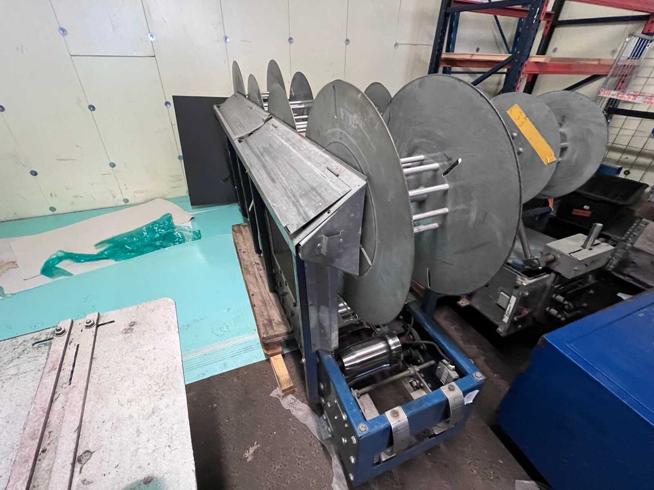 Gutter machine Piscine PP 125/250 - Alatni stroj: slika Gutter machine Piscine PP 125/250 - Alatni stroj Gutter machine Piscine PP 125/250 - Alatni stroj: slika Gutter machine Piscine PP 125/250 - Alatni stroj