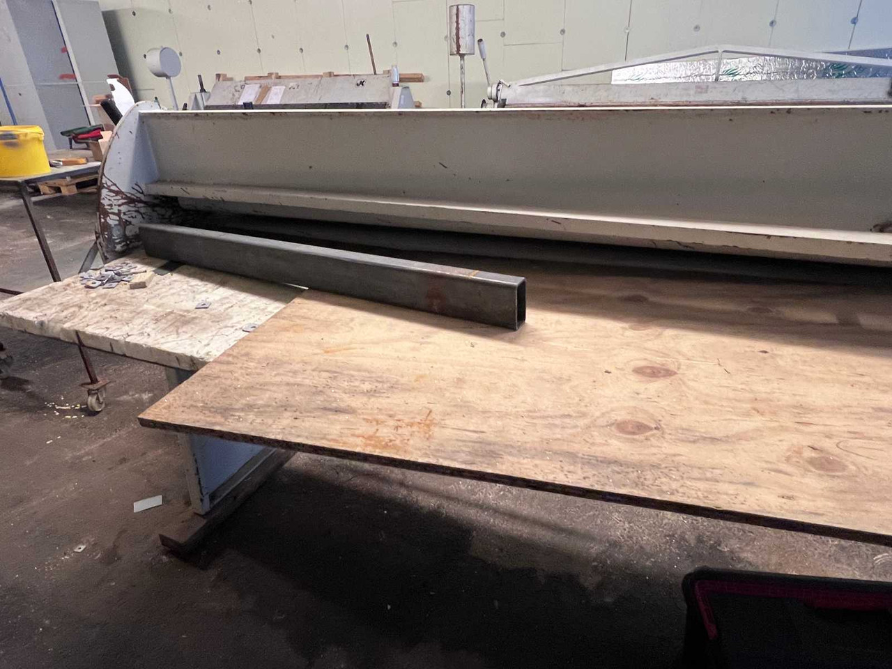 Sheet metal bending machine JK-Kone - Stroj za obradu metala: slika Sheet metal bending machine JK-Kone - Stroj za obradu metala Sheet metal bending machine JK-Kone - Stroj za obradu metala: slika Sheet metal bending machine JK-Kone - Stroj za obradu metala