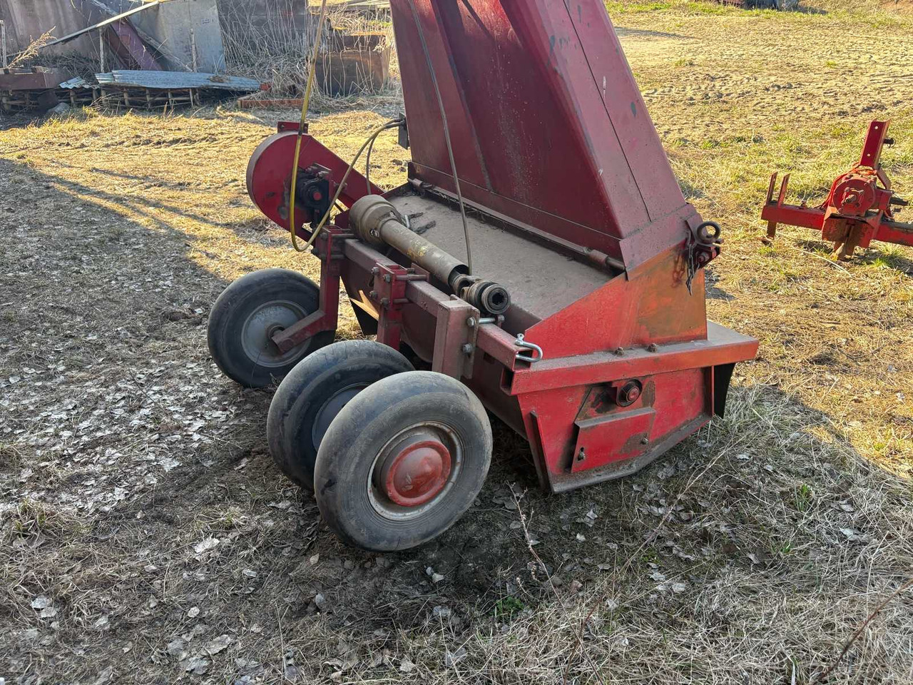 Shredder Varsta 1250 - Kosilica: slika Shredder Varsta 1250 - Kosilica Shredder Varsta 1250 - Kosilica: slika Shredder Varsta 1250 - Kosilica