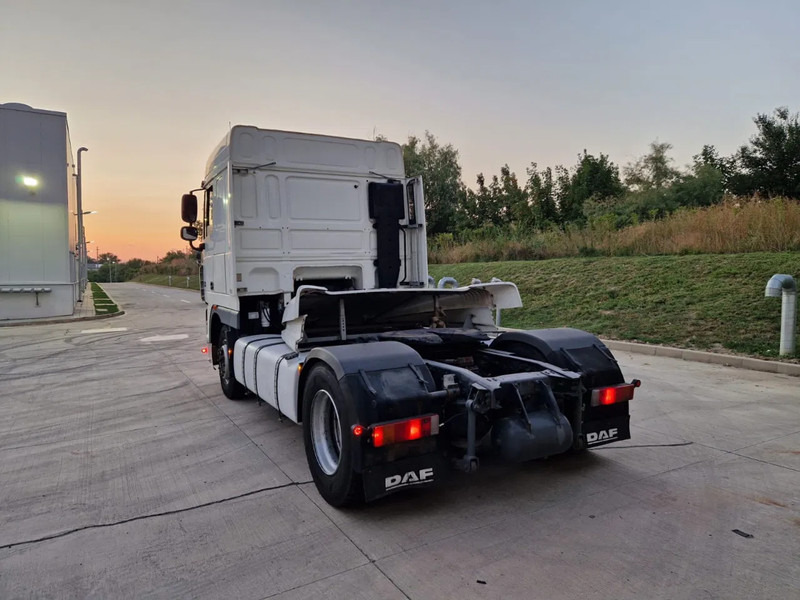 DAF XF 105.460 - Terminalni traktor: slika DAF XF 105.460 - Terminalni traktor DAF XF 105.460 - Terminalni traktor: slika DAF XF 105.460 - Terminalni traktor