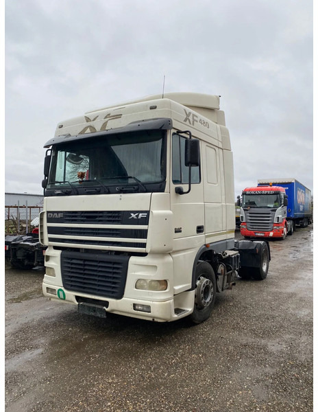 DAF XF 95.480 - Tegljač: slika DAF XF 95.480 - Tegljač DAF XF 95.480 - Tegljač: slika DAF XF 95.480 - Tegljač