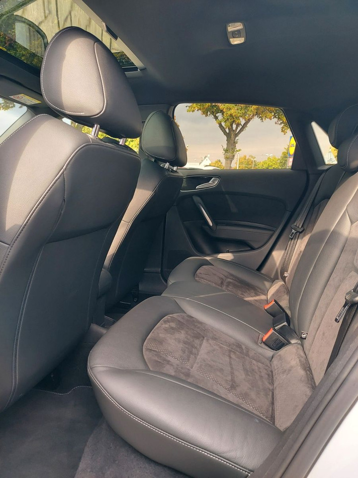 Limuzina Audi A1 Sportback sport S-Line Pano Bose Xenon DAB: slika Limuzina Audi A1 Sportback sport S-Line Pano Bose Xenon DAB Limuzina Audi A1 Sportback sport S-Line Pano Bose Xenon DAB: slika Limuzina Audi A1 Sportback sport S-Line Pano Bose Xenon DAB