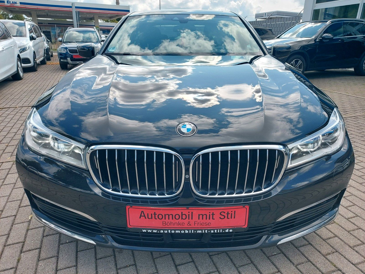 BMW 740 Baureihe 7 Lim 740 d xDrive Glasdach ACC - Limuzina: slika BMW 740 Baureihe 7 Lim 740 d xDrive Glasdach ACC - Limuzina BMW 740 Baureihe 7 Lim 740 d xDrive Glasdach ACC - Limuzina: slika BMW 740 Baureihe 7 Lim 740 d xDrive Glasdach ACC - Limuzina