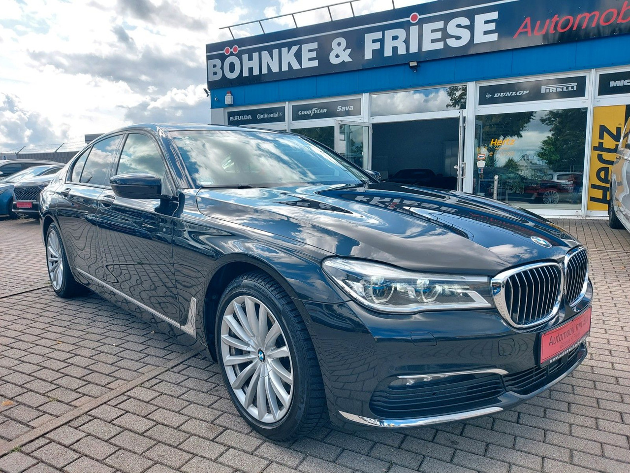 BMW 740 Baureihe 7 Lim 740 d xDrive Glasdach ACC - Limuzina: slika BMW 740 Baureihe 7 Lim 740 d xDrive Glasdach ACC - Limuzina BMW 740 Baureihe 7 Lim 740 d xDrive Glasdach ACC - Limuzina: slika BMW 740 Baureihe 7 Lim 740 d xDrive Glasdach ACC - Limuzina