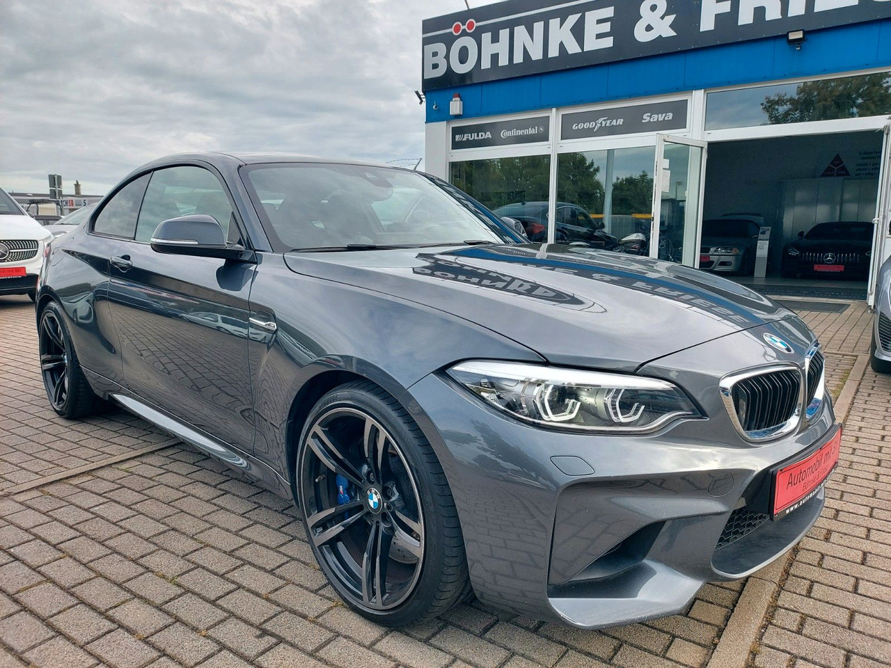 BMW M2 Baureihe M2 Coupe Autom. H&K DAB Kamera - Coupe: slika BMW M2 Baureihe M2 Coupe Autom. H&K DAB Kamera - Coupe BMW M2 Baureihe M2 Coupe Autom. H&K DAB Kamera - Coupe: slika BMW M2 Baureihe M2 Coupe Autom. H&K DAB Kamera - Coupe