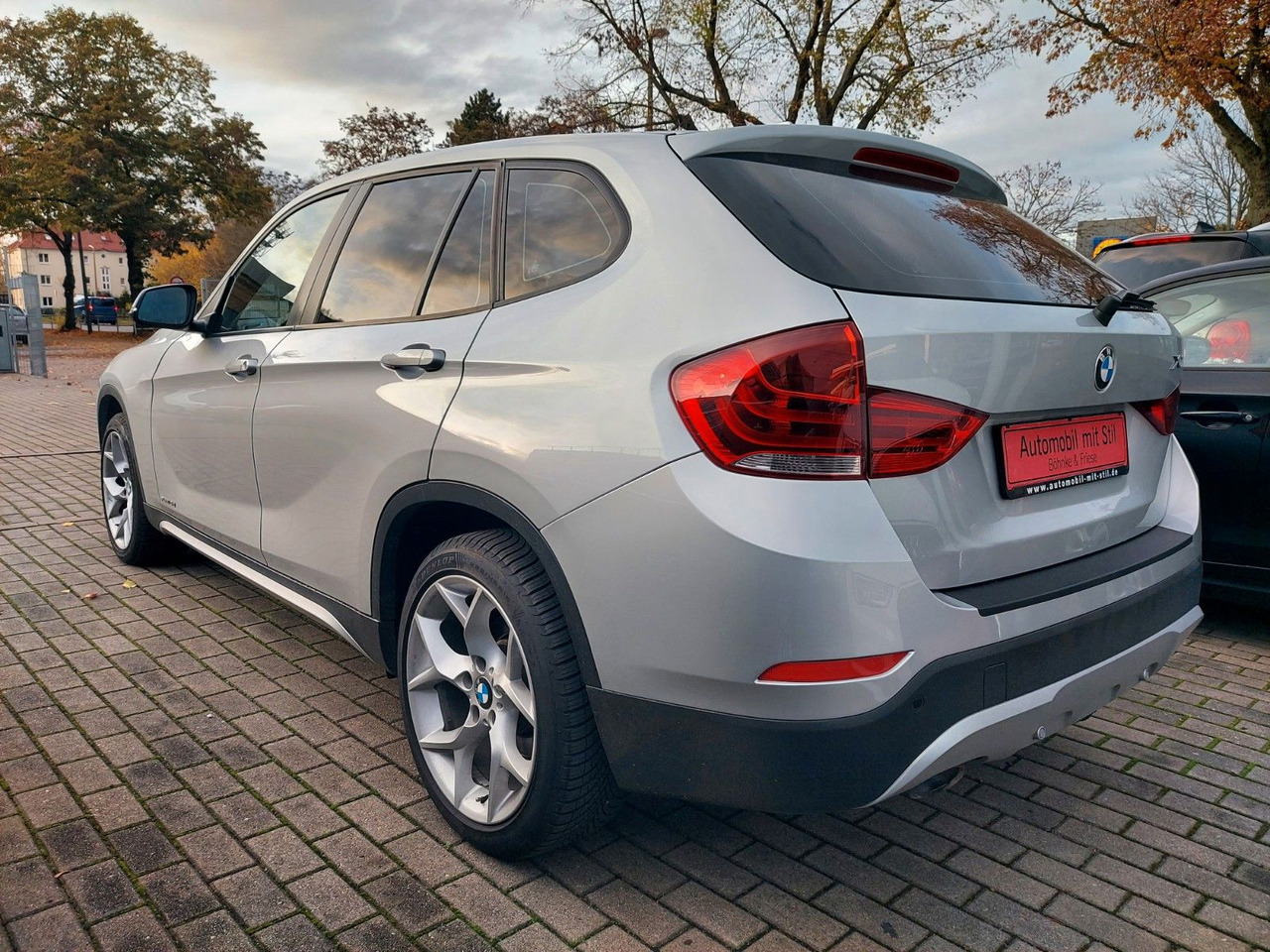 BMW X1 18 d xDrive Xenon Navi Leder AHK - SUV: slika BMW X1 18 d xDrive Xenon Navi Leder AHK - SUV BMW X1 18 d xDrive Xenon Navi Leder AHK - SUV: slika BMW X1 18 d xDrive Xenon Navi Leder AHK - SUV