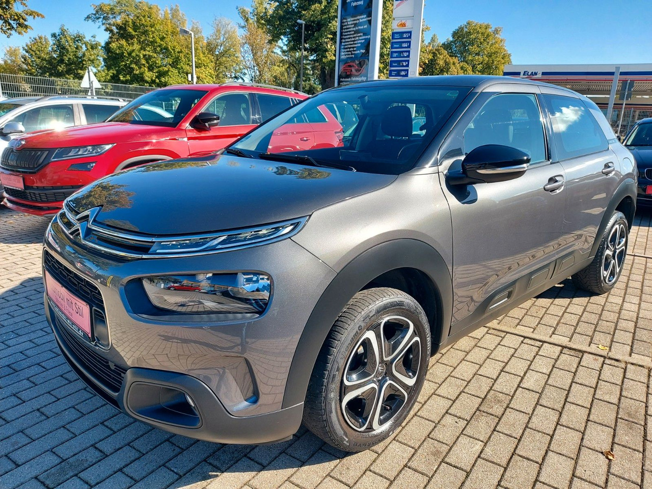 Citroën C4 Cactus Feel DAB Klima Sitzheizung PDC - Limuzina: slika Citroën C4 Cactus Feel DAB Klima Sitzheizung PDC - Limuzina Citroën C4 Cactus Feel DAB Klima Sitzheizung PDC - Limuzina: slika Citroën C4 Cactus Feel DAB Klima Sitzheizung PDC - Limuzina