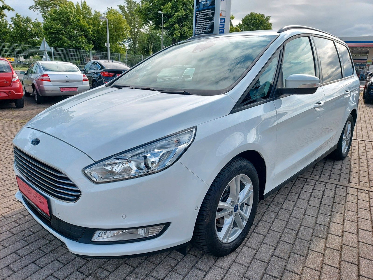 Ford Galaxy 7 Sitze Navi Kamera Tempo SignAssist - Putnički kombi: slika Ford Galaxy 7 Sitze Navi Kamera Tempo SignAssist - Putnički kombi Ford Galaxy 7 Sitze Navi Kamera Tempo SignAssist - Putnički kombi: slika Ford Galaxy 7 Sitze Navi Kamera Tempo SignAssist - Putnički kombi
