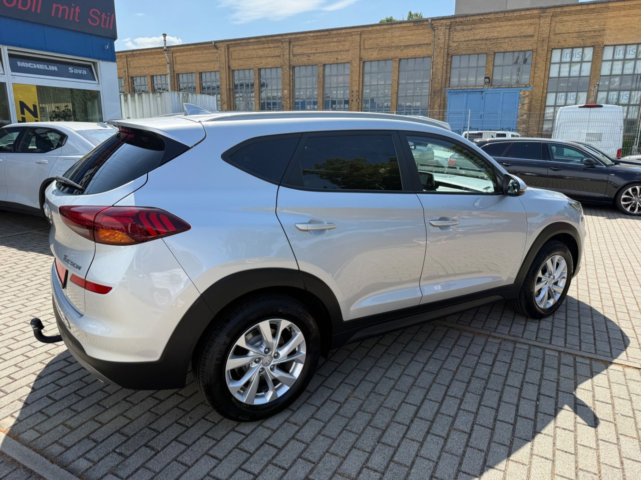 Hyundai Tucson Trend 2WD SHZ KLIMAA. PDC NAVI TEMPOMAT - SUV: slika Hyundai Tucson Trend 2WD SHZ KLIMAA. PDC NAVI TEMPOMAT - SUV Hyundai Tucson Trend 2WD SHZ KLIMAA. PDC NAVI TEMPOMAT - SUV: slika Hyundai Tucson Trend 2WD SHZ KLIMAA. PDC NAVI TEMPOMAT - SUV