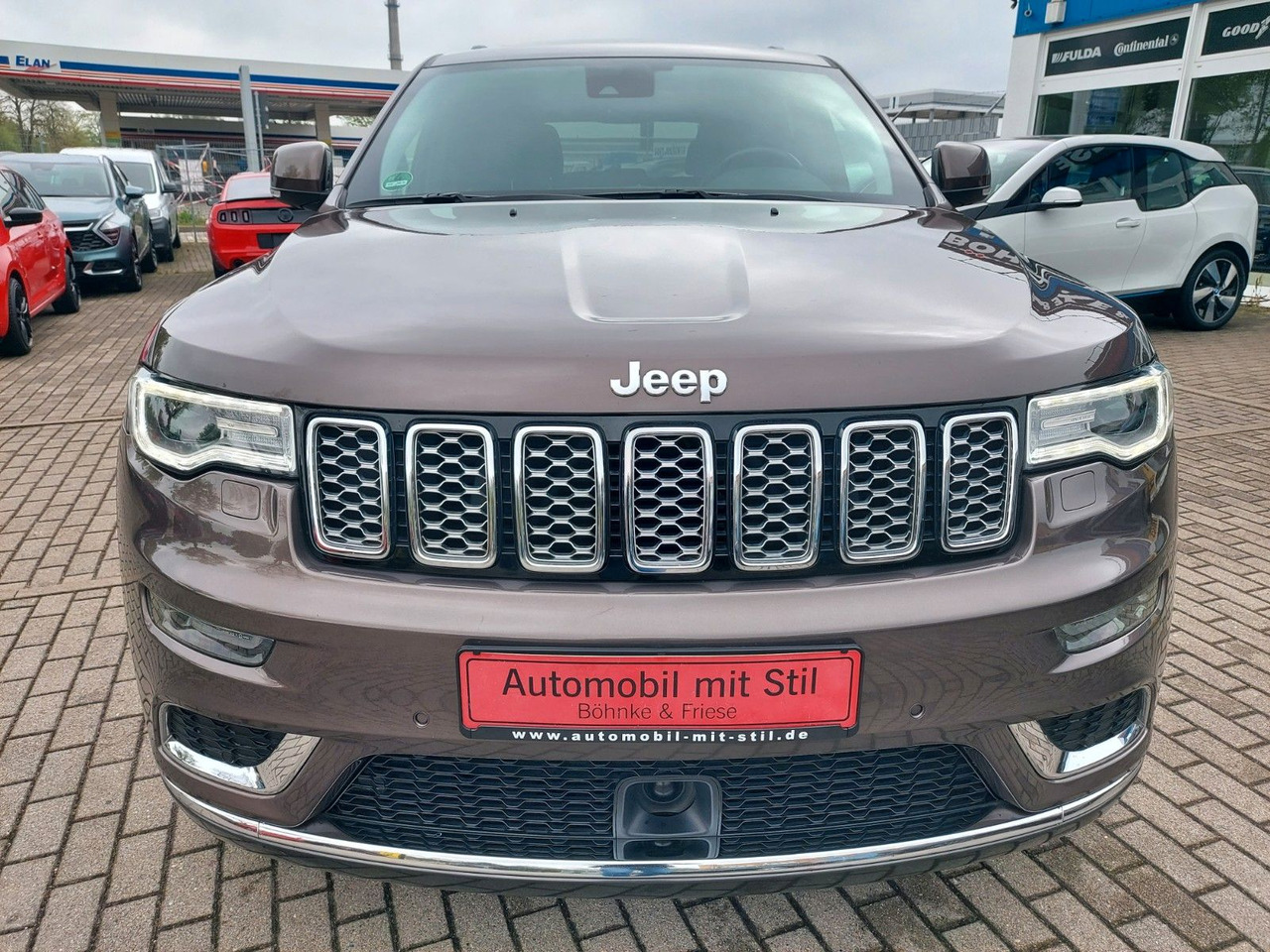 Jeep Grand Cherokee 3.0 CRD Summit LEDER LED Pano 4x4 - SUV: slika Jeep Grand Cherokee 3.0 CRD Summit LEDER LED Pano 4x4 - SUV Jeep Grand Cherokee 3.0 CRD Summit LEDER LED Pano 4x4 - SUV: slika Jeep Grand Cherokee 3.0 CRD Summit LEDER LED Pano 4x4 - SUV