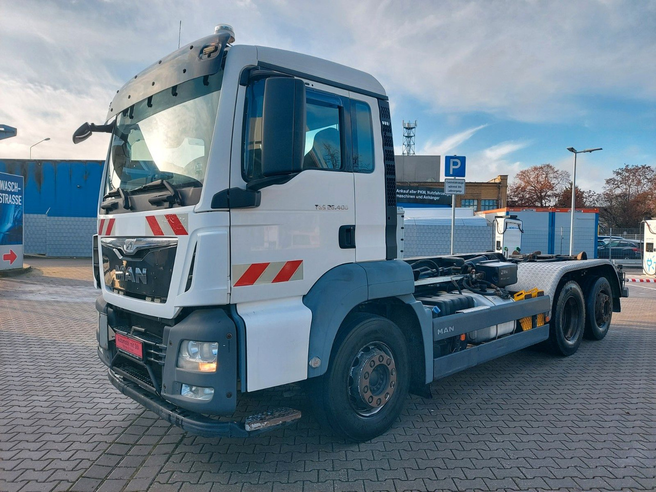 MAN 26.400 ABROLLER HIAB - Kamion s kukastom dizalicom: slika MAN 26.400 ABROLLER HIAB - Kamion s kukastom dizalicom MAN 26.400 ABROLLER HIAB - Kamion s kukastom dizalicom: slika MAN 26.400 ABROLLER HIAB - Kamion s kukastom dizalicom