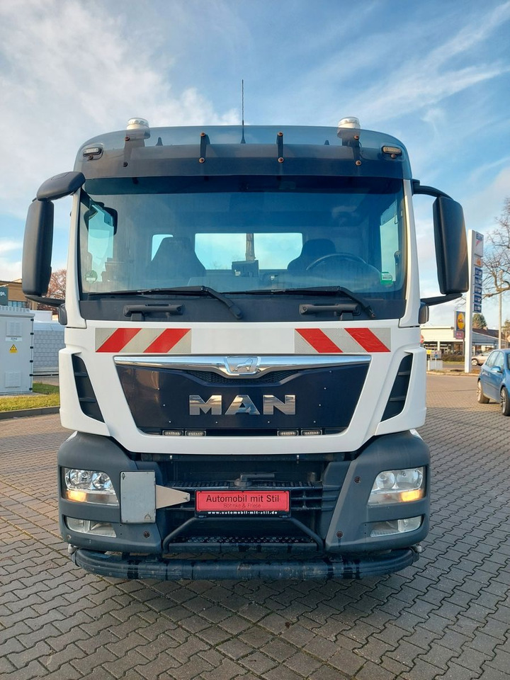 MAN 26.400 ABROLLER HIAB - Kamion s kukastom dizalicom: slika MAN 26.400 ABROLLER HIAB - Kamion s kukastom dizalicom MAN 26.400 ABROLLER HIAB - Kamion s kukastom dizalicom: slika MAN 26.400 ABROLLER HIAB - Kamion s kukastom dizalicom