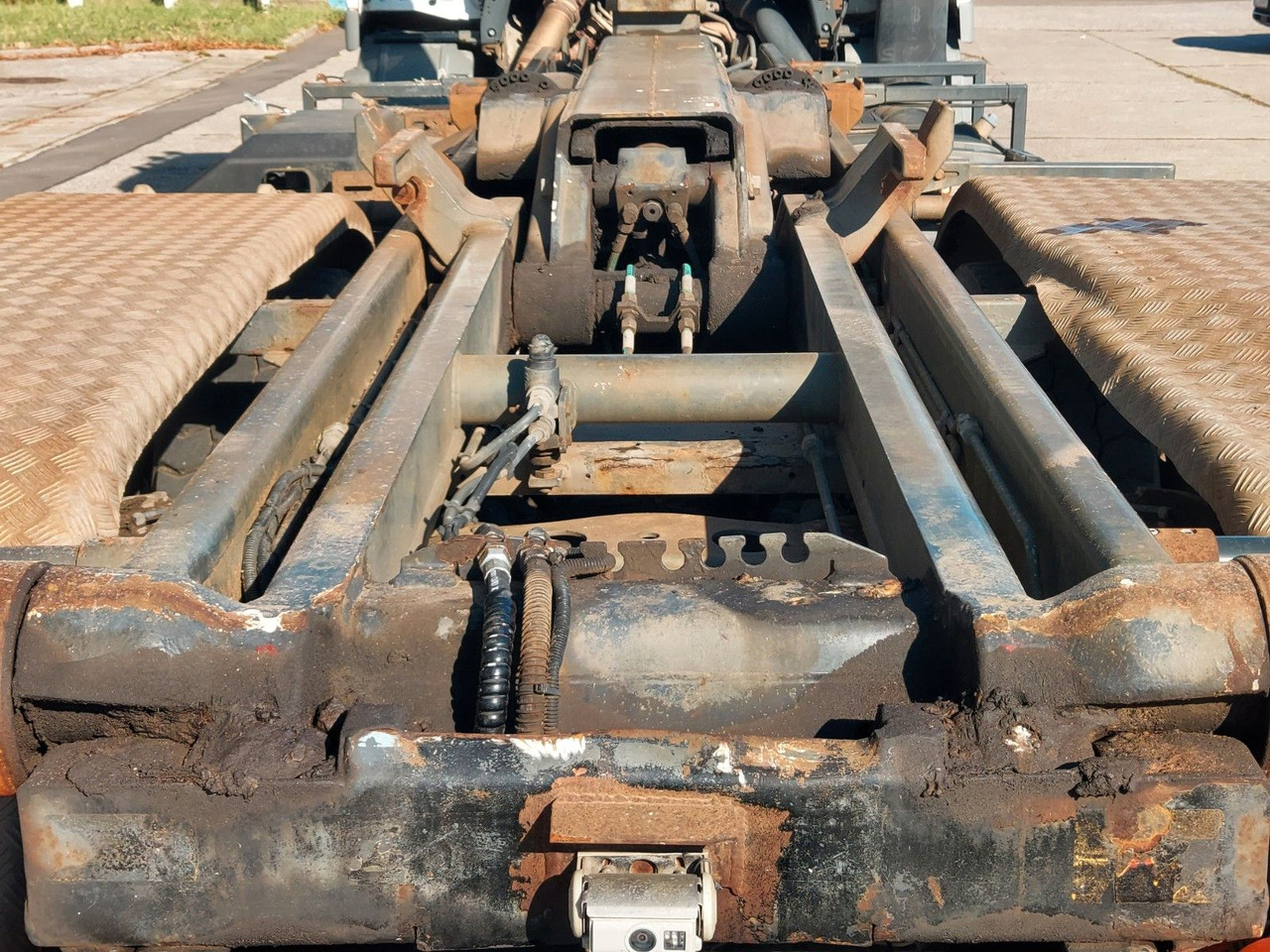 Mercedes-Benz Actros 6-Zyl. 2546 ABROLLKIPPER MEILER - Kamion s kukastom dizalicom: slika Mercedes-Benz Actros 6-Zyl. 2546 ABROLLKIPPER MEILER - Kamion s kukastom dizalicom Mercedes-Benz Actros 6-Zyl. 2546 ABROLLKIPPER MEILER - Kamion s kukastom dizalicom: slika Mercedes-Benz Actros 6-Zyl. 2546 ABROLLKIPPER MEILER - Kamion s kukastom dizalicom