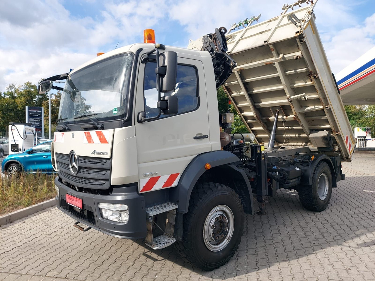 Mercedes-Benz Atego / 1324 MEILER 4X4 KRAN ATLAS 116.3 - Kiper, Kamion s kranom: slika Mercedes-Benz Atego / 1324 MEILER 4X4 KRAN ATLAS 116.3 - Kiper, Kamion s kranom Mercedes-Benz Atego / 1324 MEILER 4X4 KRAN ATLAS 116.3 - Kiper, Kamion s kranom: slika Mercedes-Benz Atego / 1324 MEILER 4X4 KRAN ATLAS 116.3 - Kiper, Kamion s kranom