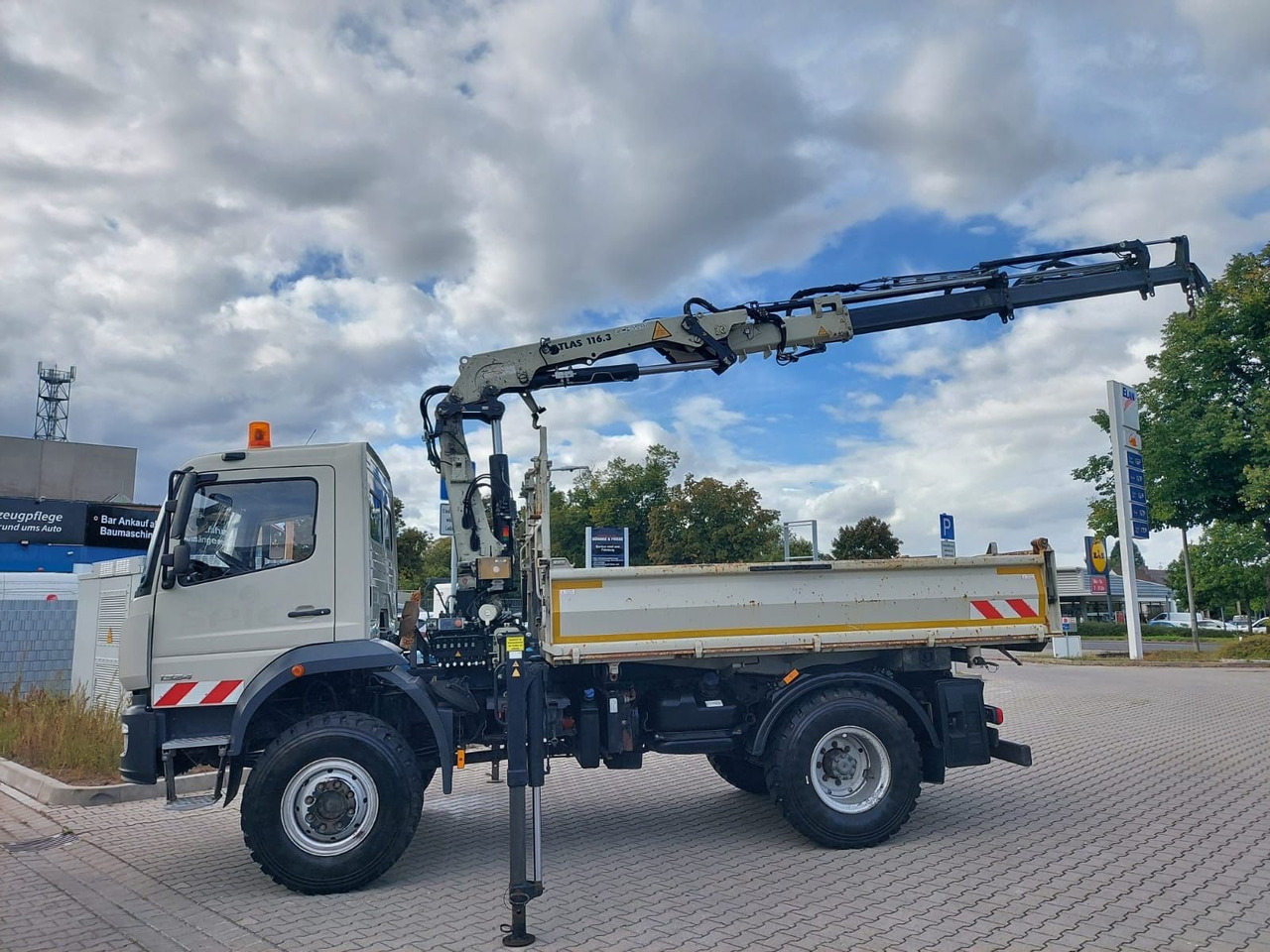 Mercedes-Benz Atego / 1324 MEILER 4X4 KRAN ATLAS 116.3 - Kiper, Kamion s kranom: slika Mercedes-Benz Atego / 1324 MEILER 4X4 KRAN ATLAS 116.3 - Kiper, Kamion s kranom Mercedes-Benz Atego / 1324 MEILER 4X4 KRAN ATLAS 116.3 - Kiper, Kamion s kranom: slika Mercedes-Benz Atego / 1324 MEILER 4X4 KRAN ATLAS 116.3 - Kiper, Kamion s kranom