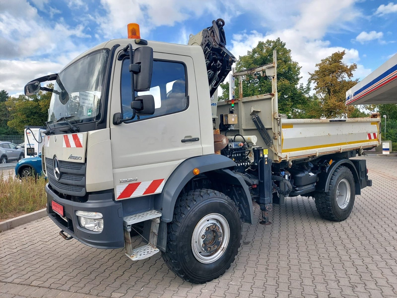 Mercedes-Benz Atego / 1324 MEILLER 4X4 KRAN ATLAS 116.3 Kipper - Kiper, Kamion s kranom: slika Mercedes-Benz Atego / 1324 MEILLER 4X4 KRAN ATLAS 116.3 Kipper - Kiper, Kamion s kranom Mercedes-Benz Atego / 1324 MEILLER 4X4 KRAN ATLAS 116.3 Kipper - Kiper, Kamion s kranom: slika Mercedes-Benz Atego / 1324 MEILLER 4X4 KRAN ATLAS 116.3 Kipper - Kiper, Kamion s kranom