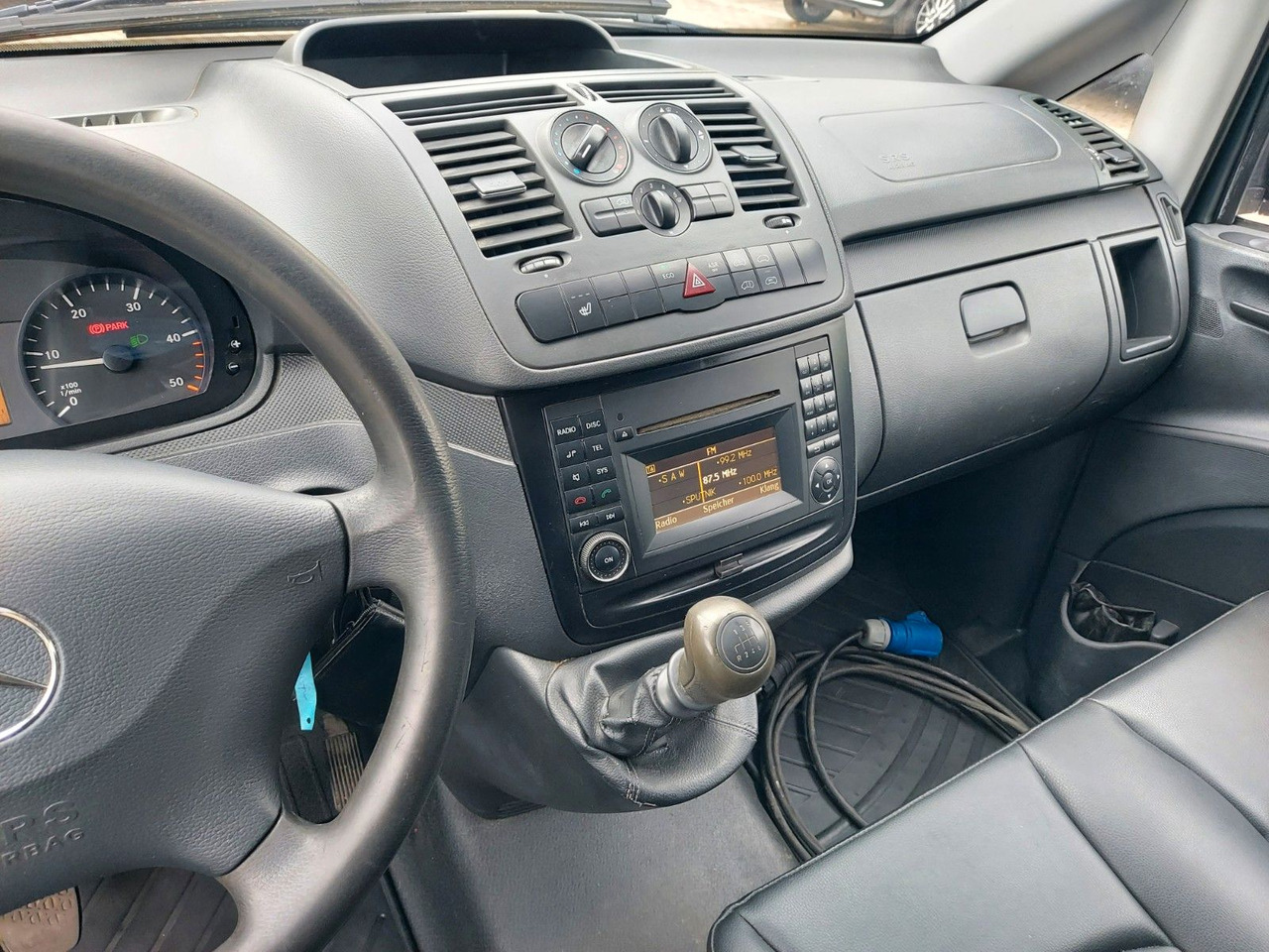Dostavno vozilo hladnjača Mercedes-Benz Vito 116 CDI Lang Kühler Cooler KERSTNER 220V: slika Dostavno vozilo hladnjača Mercedes-Benz Vito 116 CDI Lang Kühler Cooler KERSTNER 220V
