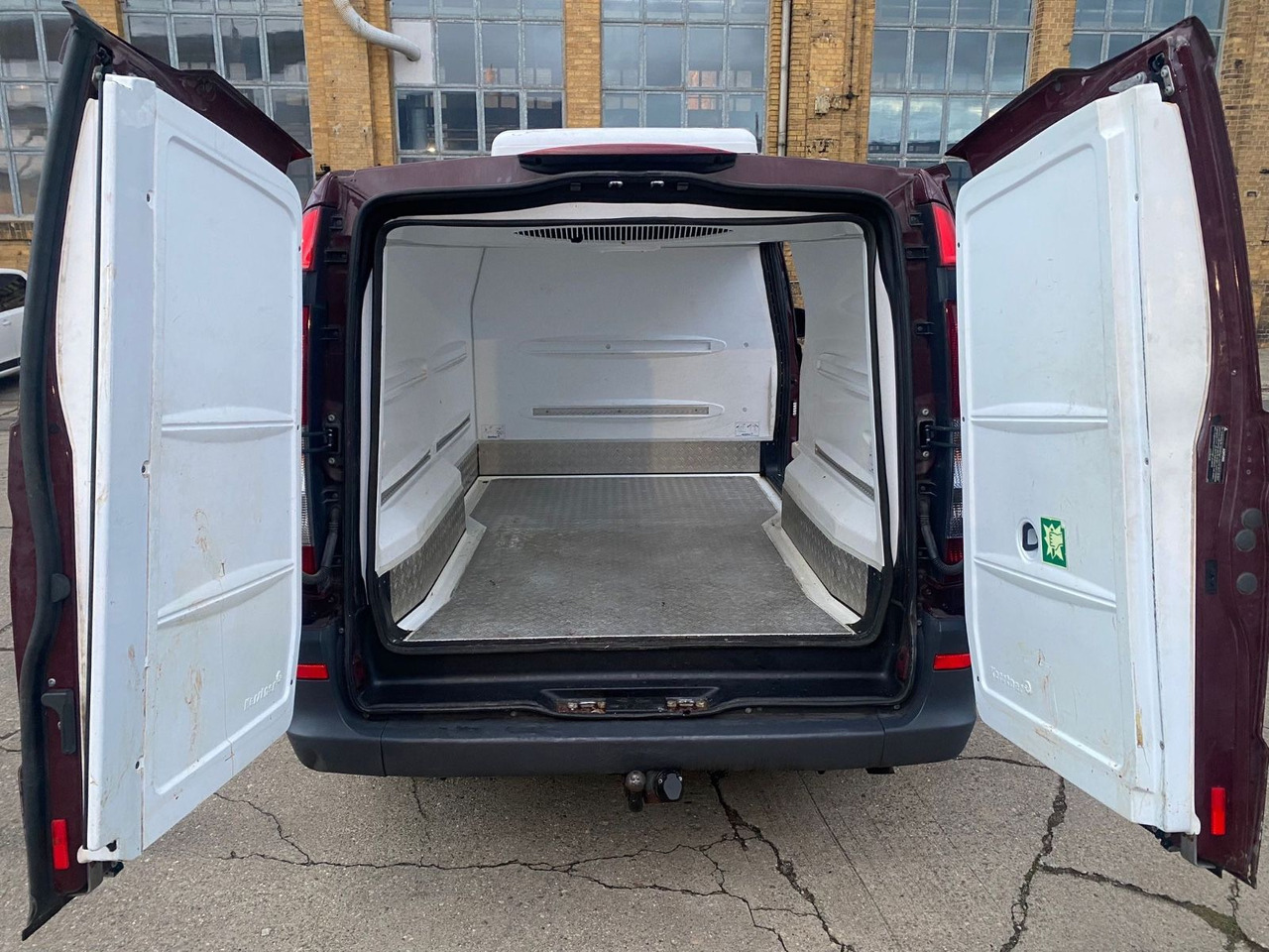 Dostavno vozilo hladnjača Mercedes-Benz Vito 116 CDI Lang Kühler Cooler KERSTNER 220V: slika Dostavno vozilo hladnjača Mercedes-Benz Vito 116 CDI Lang Kühler Cooler KERSTNER 220V