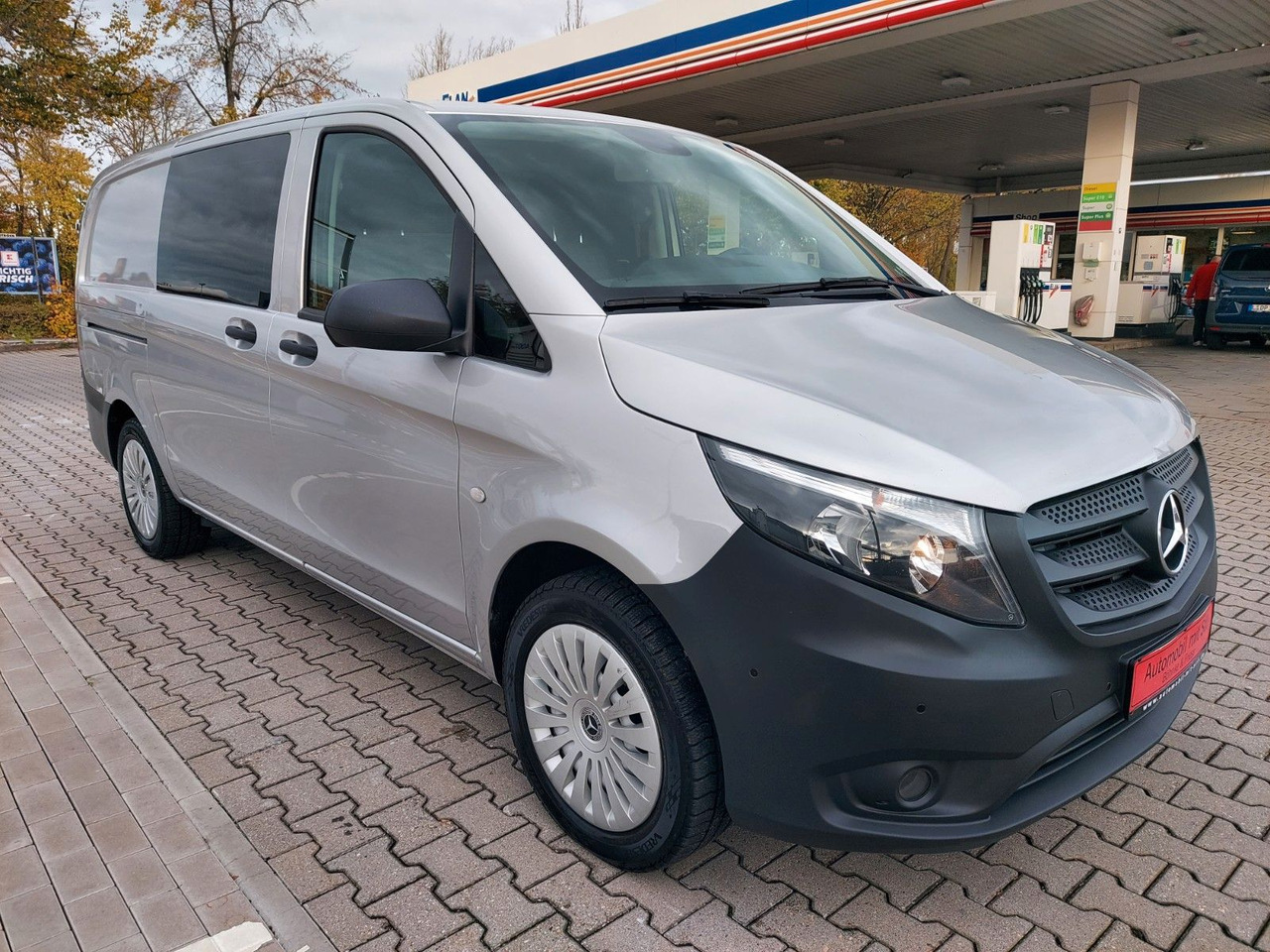 Mercedes-Benz Vito Kasten 114 4x4 4Matic lang Klima AHK PDC - Putnički kombi: slika Mercedes-Benz Vito Kasten 114 4x4 4Matic lang Klima AHK PDC - Putnički kombi Mercedes-Benz Vito Kasten 114 4x4 4Matic lang Klima AHK PDC - Putnički kombi: slika Mercedes-Benz Vito Kasten 114 4x4 4Matic lang Klima AHK PDC - Putnički kombi
