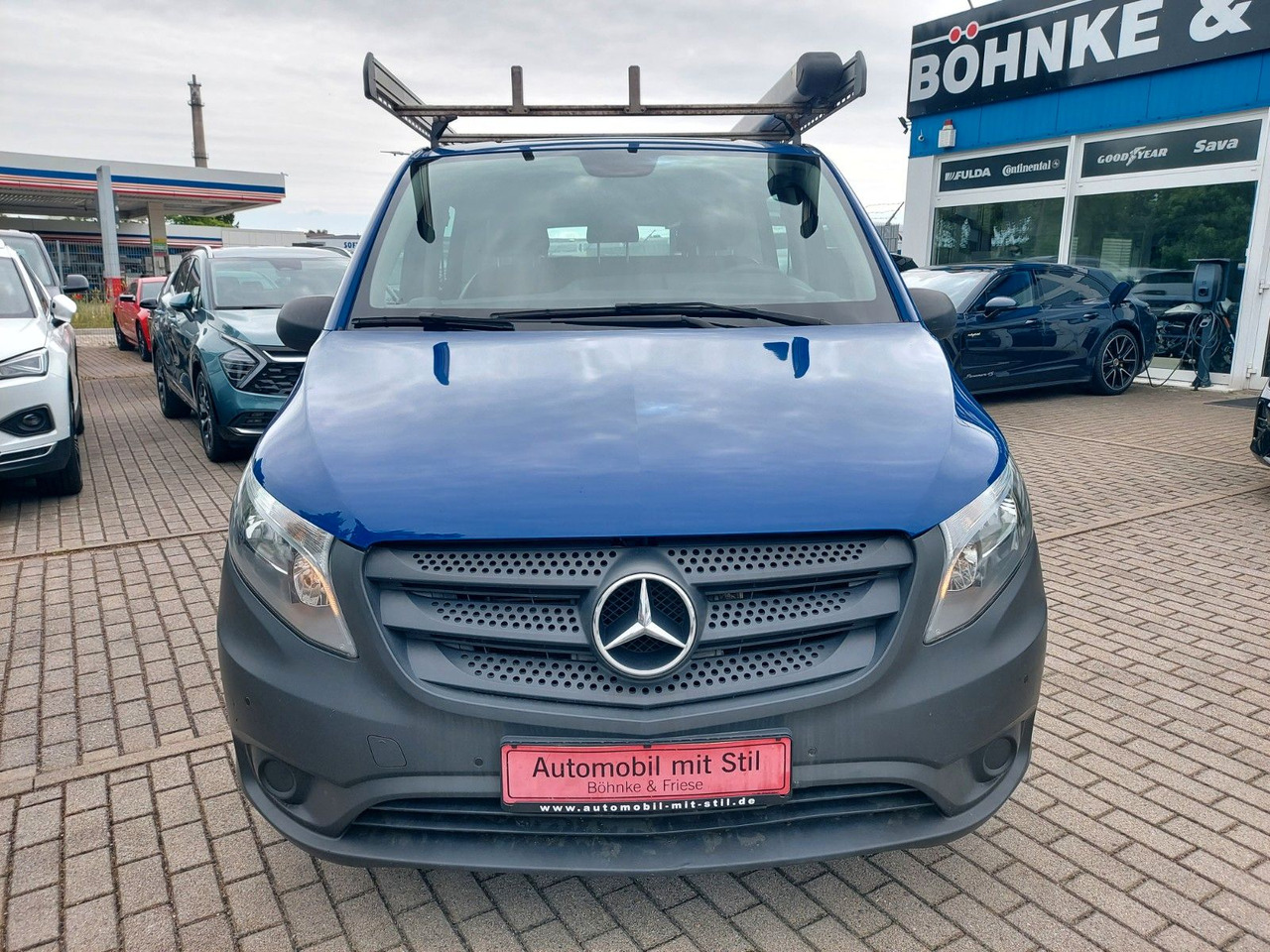 Mercedes-Benz Vito Mixto 114 4MATIC Extra lang Autom. 4x4 - Putnički kombi: slika Mercedes-Benz Vito Mixto 114 4MATIC Extra lang Autom. 4x4 - Putnički kombi Mercedes-Benz Vito Mixto 114 4MATIC Extra lang Autom. 4x4 - Putnički kombi: slika Mercedes-Benz Vito Mixto 114 4MATIC Extra lang Autom. 4x4 - Putnički kombi