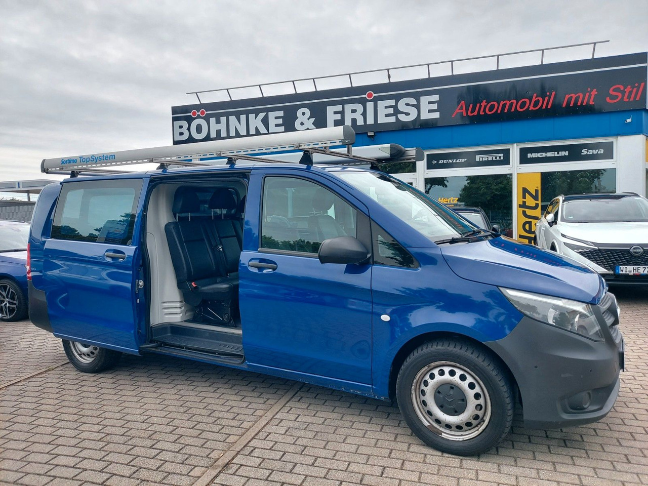 Mercedes-Benz Vito Mixto 114 4MATIC Extra lang Autom. 4x4 - Putnički kombi: slika Mercedes-Benz Vito Mixto 114 4MATIC Extra lang Autom. 4x4 - Putnički kombi Mercedes-Benz Vito Mixto 114 4MATIC Extra lang Autom. 4x4 - Putnički kombi: slika Mercedes-Benz Vito Mixto 114 4MATIC Extra lang Autom. 4x4 - Putnički kombi