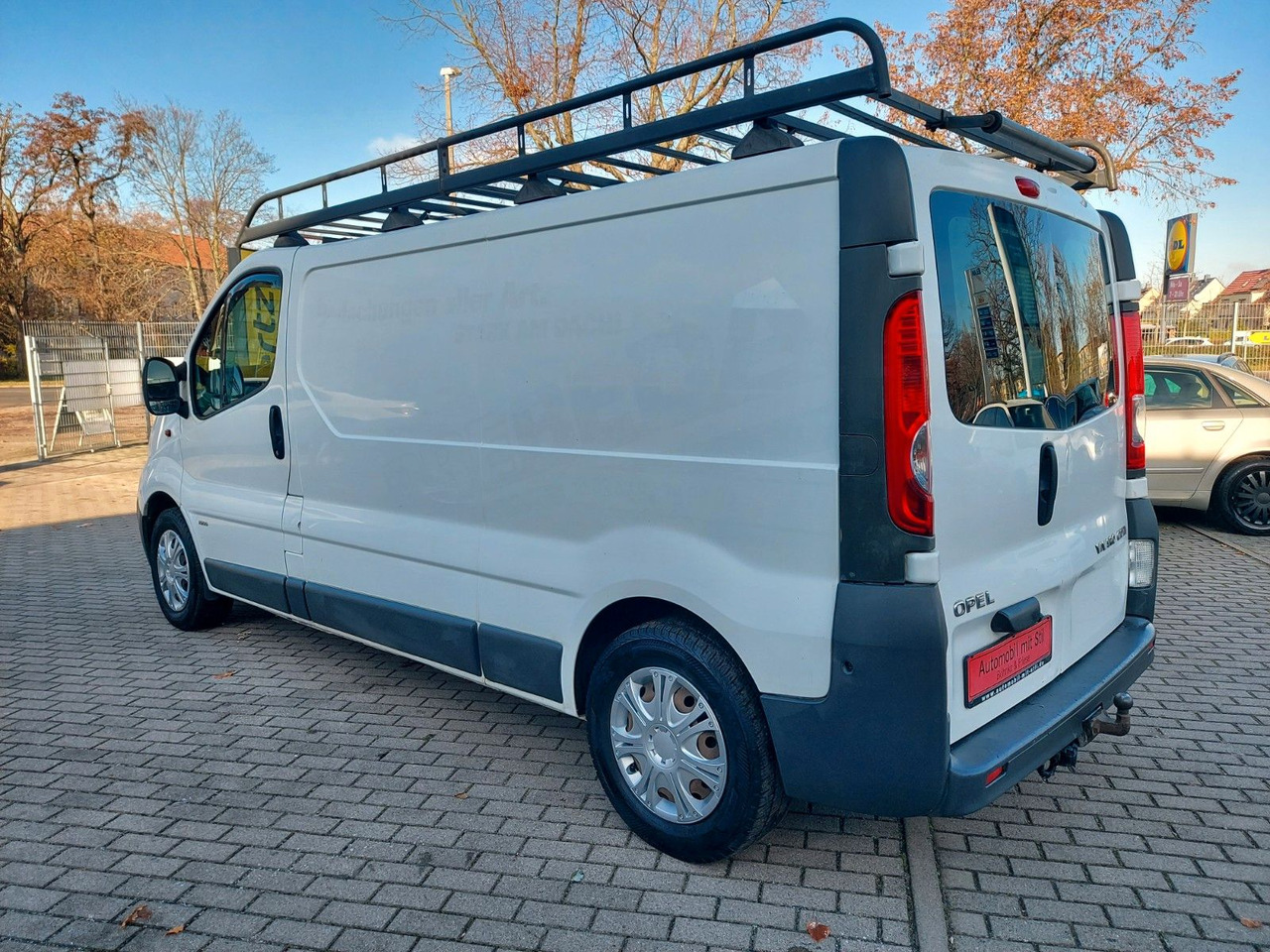Opel Vivaro Kasten Kombi L2H1 2,9t Klima - Putnički kombi: slika Opel Vivaro Kasten Kombi L2H1 2,9t Klima - Putnički kombi Opel Vivaro Kasten Kombi L2H1 2,9t Klima - Putnički kombi: slika Opel Vivaro Kasten Kombi L2H1 2,9t Klima - Putnički kombi
