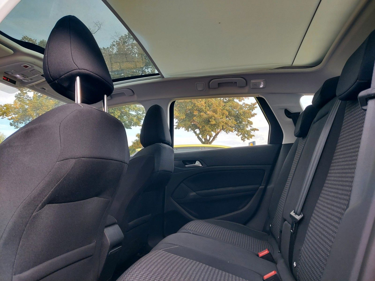 Peugeot 308 SW Active Business Panorama DAB Navi LED - Karavan: slika Peugeot 308 SW Active Business Panorama DAB Navi LED - Karavan Peugeot 308 SW Active Business Panorama DAB Navi LED - Karavan: slika Peugeot 308 SW Active Business Panorama DAB Navi LED - Karavan