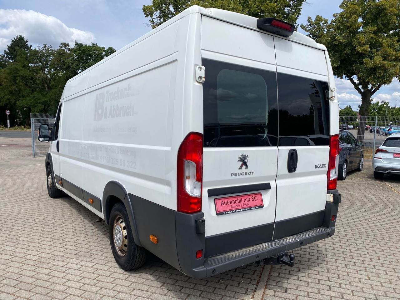 Peugeot Boxer Kasten Hochraum 435 L4H2 Komfort Plus Blue - Putnički kombi: slika Peugeot Boxer Kasten Hochraum 435 L4H2 Komfort Plus Blue - Putnički kombi Peugeot Boxer Kasten Hochraum 435 L4H2 Komfort Plus Blue - Putnički kombi: slika Peugeot Boxer Kasten Hochraum 435 L4H2 Komfort Plus Blue - Putnički kombi