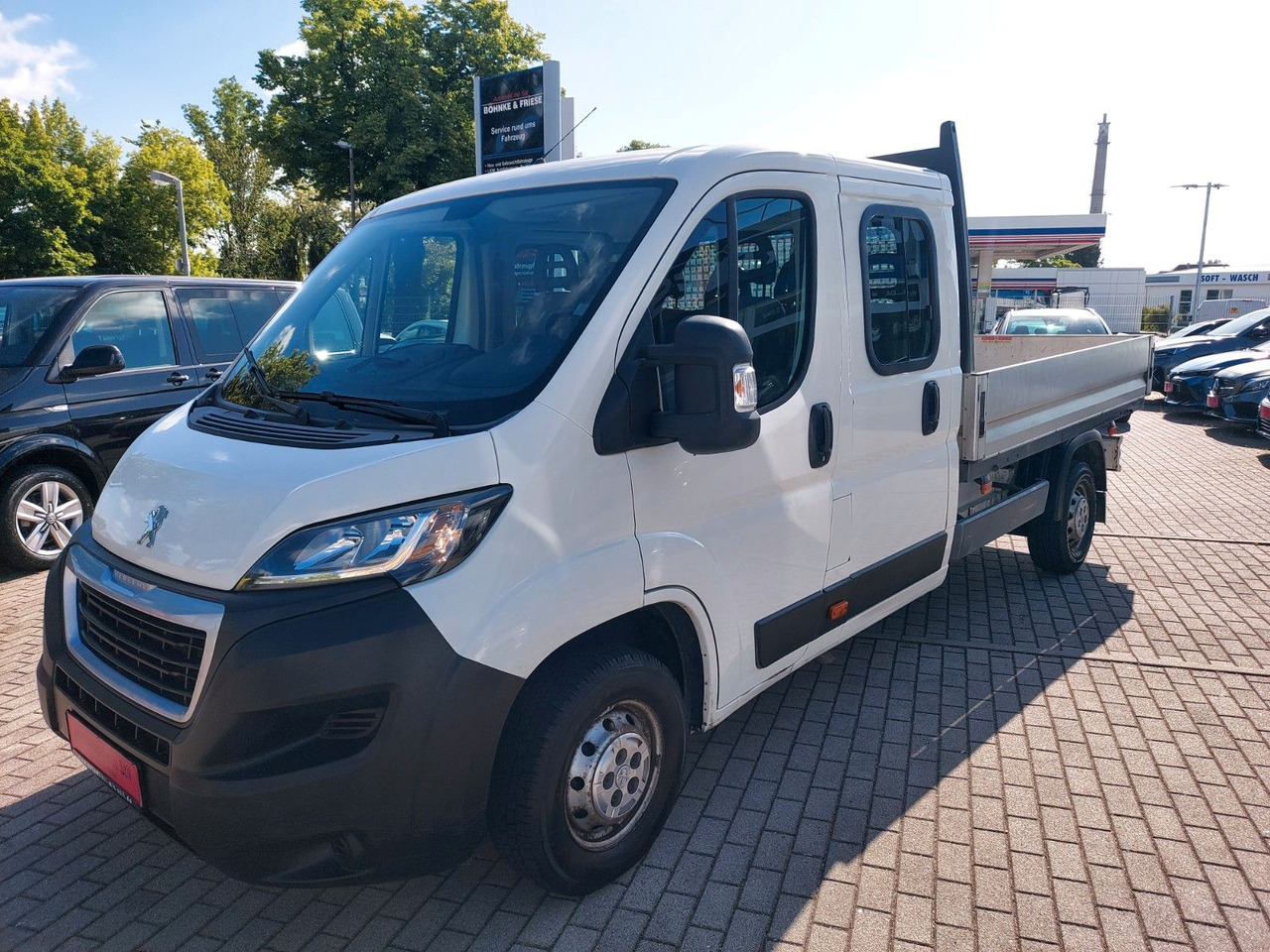Peugeot Boxer Pritsche Doka. 335 L3 BlueHDi 130 Klima - Dostavno vozilo s ravnom platformom, Dostavno vozilo s dvostrukom kabinom: slika Peugeot Boxer Pritsche Doka. 335 L3 BlueHDi 130 Klima - Dostavno vozilo s ravnom platformom, Dostavno vozilo s dvostrukom kabinom Peugeot Boxer Pritsche Doka. 335 L3 BlueHDi 130 Klima - Dostavno vozilo s ravnom platformom, Dostavno vozilo s dvostrukom kabinom: slika Peugeot Boxer Pritsche Doka. 335 L3 BlueHDi 130 Klima - Dostavno vozilo s ravnom platformom, Dostavno vozilo s dvostrukom kabinom