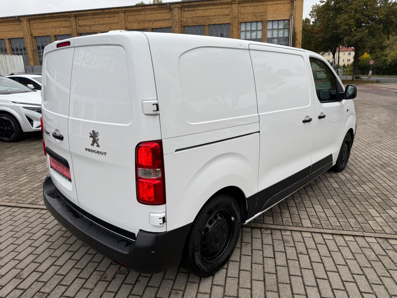 Peugeot Expert Kasten Premium L2 SHZ KLIMA STANDHEIZUNG - Putnički kombi: slika Peugeot Expert Kasten Premium L2 SHZ KLIMA STANDHEIZUNG - Putnički kombi Peugeot Expert Kasten Premium L2 SHZ KLIMA STANDHEIZUNG - Putnički kombi: slika Peugeot Expert Kasten Premium L2 SHZ KLIMA STANDHEIZUNG - Putnički kombi