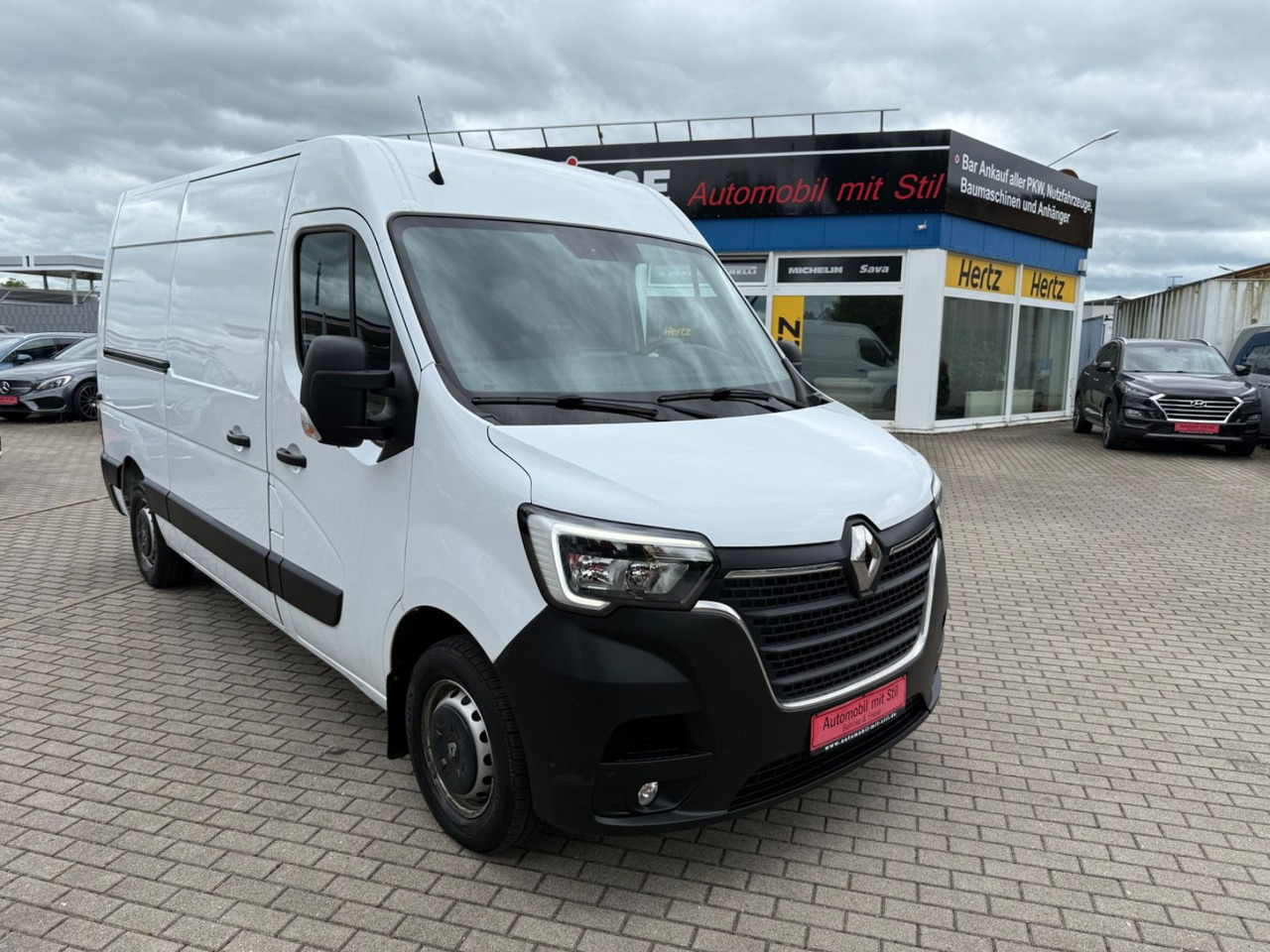 Renault Master III Kasten L2H2 HKa 3,5t Klima Spur Assis - Putnički kombi: slika Renault Master III Kasten L2H2 HKa 3,5t Klima Spur Assis - Putnički kombi Renault Master III Kasten L2H2 HKa 3,5t Klima Spur Assis - Putnički kombi: slika Renault Master III Kasten L2H2 HKa 3,5t Klima Spur Assis - Putnički kombi