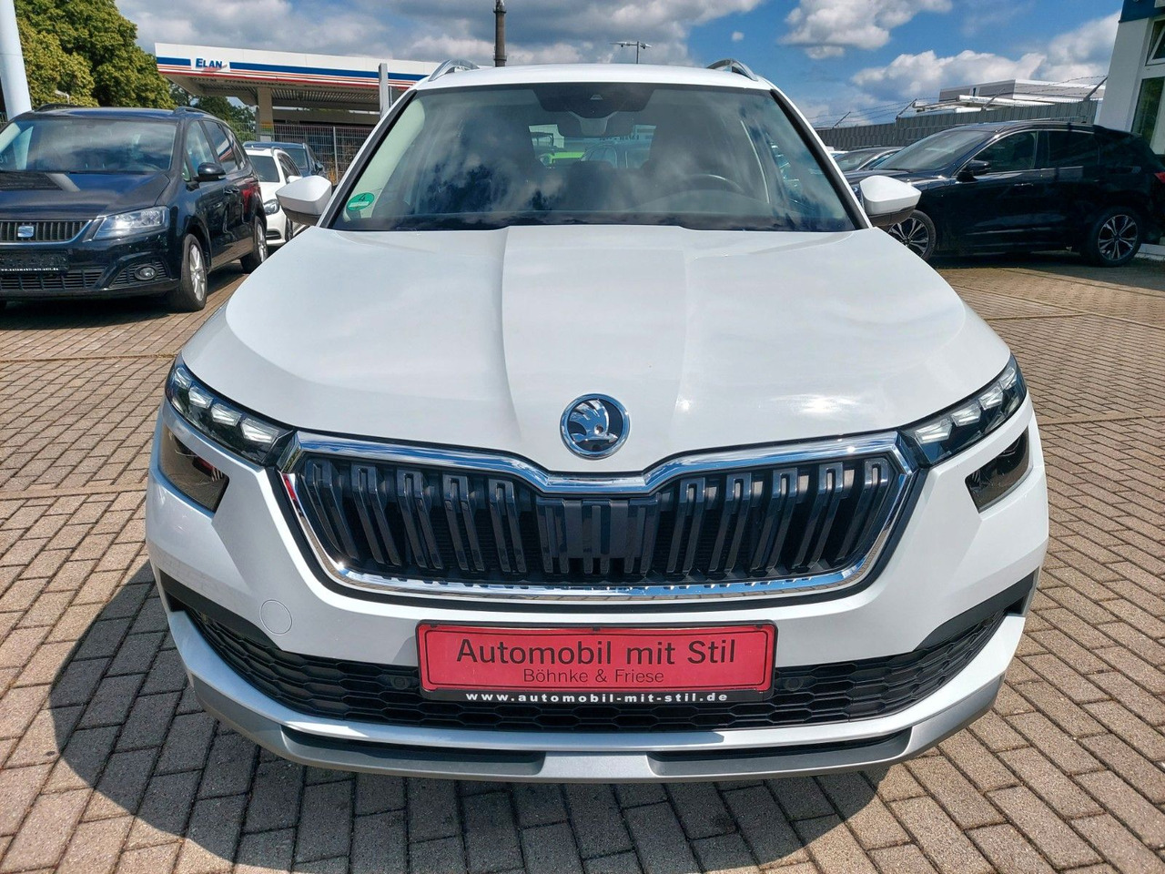 Skoda Kamiq Style LED Radar Navi DAB Sound - SUV: slika Skoda Kamiq Style LED Radar Navi DAB Sound - SUV Skoda Kamiq Style LED Radar Navi DAB Sound - SUV: slika Skoda Kamiq Style LED Radar Navi DAB Sound - SUV