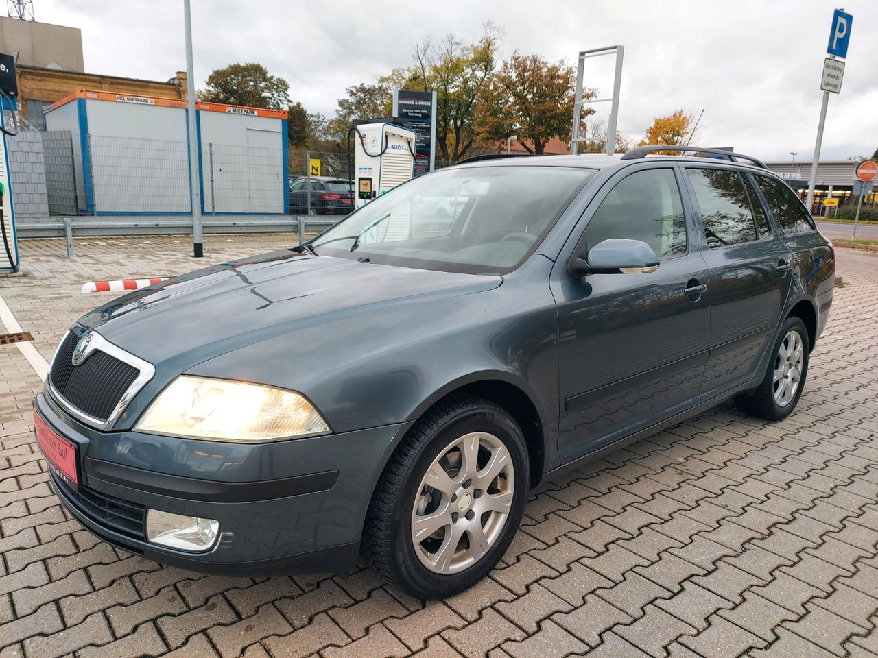Skoda Octavia Combi Ambiente Klima Navi AHK - Karavan: slika Skoda Octavia Combi Ambiente Klima Navi AHK - Karavan Skoda Octavia Combi Ambiente Klima Navi AHK - Karavan: slika Skoda Octavia Combi Ambiente Klima Navi AHK - Karavan