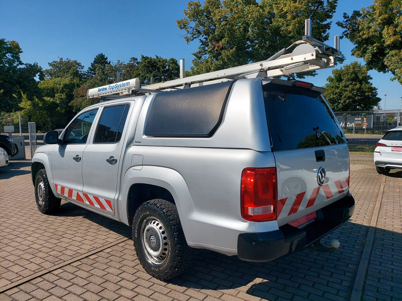 Volkswagen Amarok Basis DoubleCab 4x4 Klima Standheizung - SUV: slika Volkswagen Amarok Basis DoubleCab 4x4 Klima Standheizung - SUV Volkswagen Amarok Basis DoubleCab 4x4 Klima Standheizung - SUV: slika Volkswagen Amarok Basis DoubleCab 4x4 Klima Standheizung - SUV